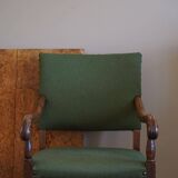 Oak and wool armchairs, Louis XIII style, by a French cabinetmaker from the 1930s.