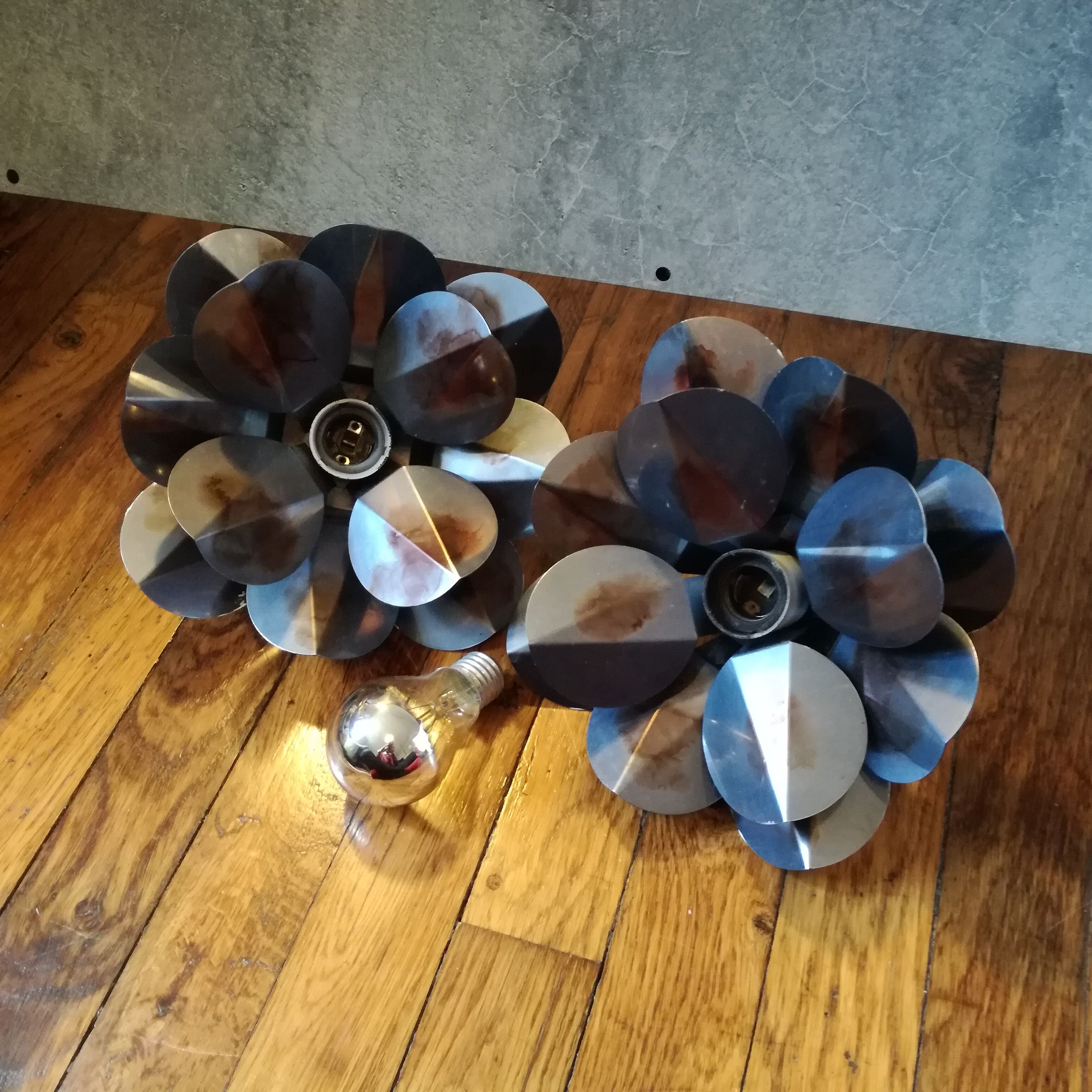 Stylized aluminum flower wall lamps from 1970