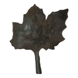 Empty metal maple leaf pocket