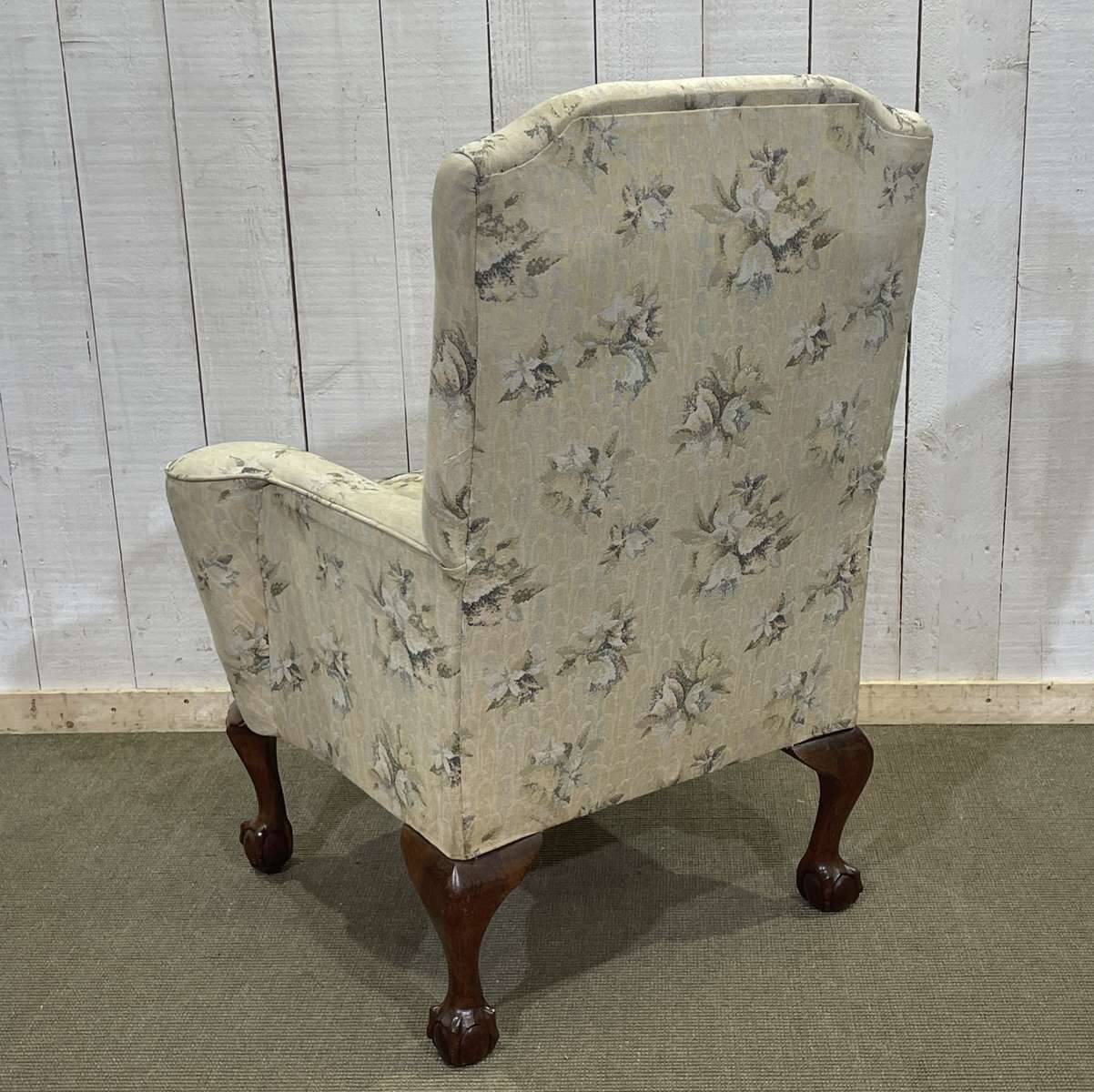 1930s English Chippendale walnut armchair