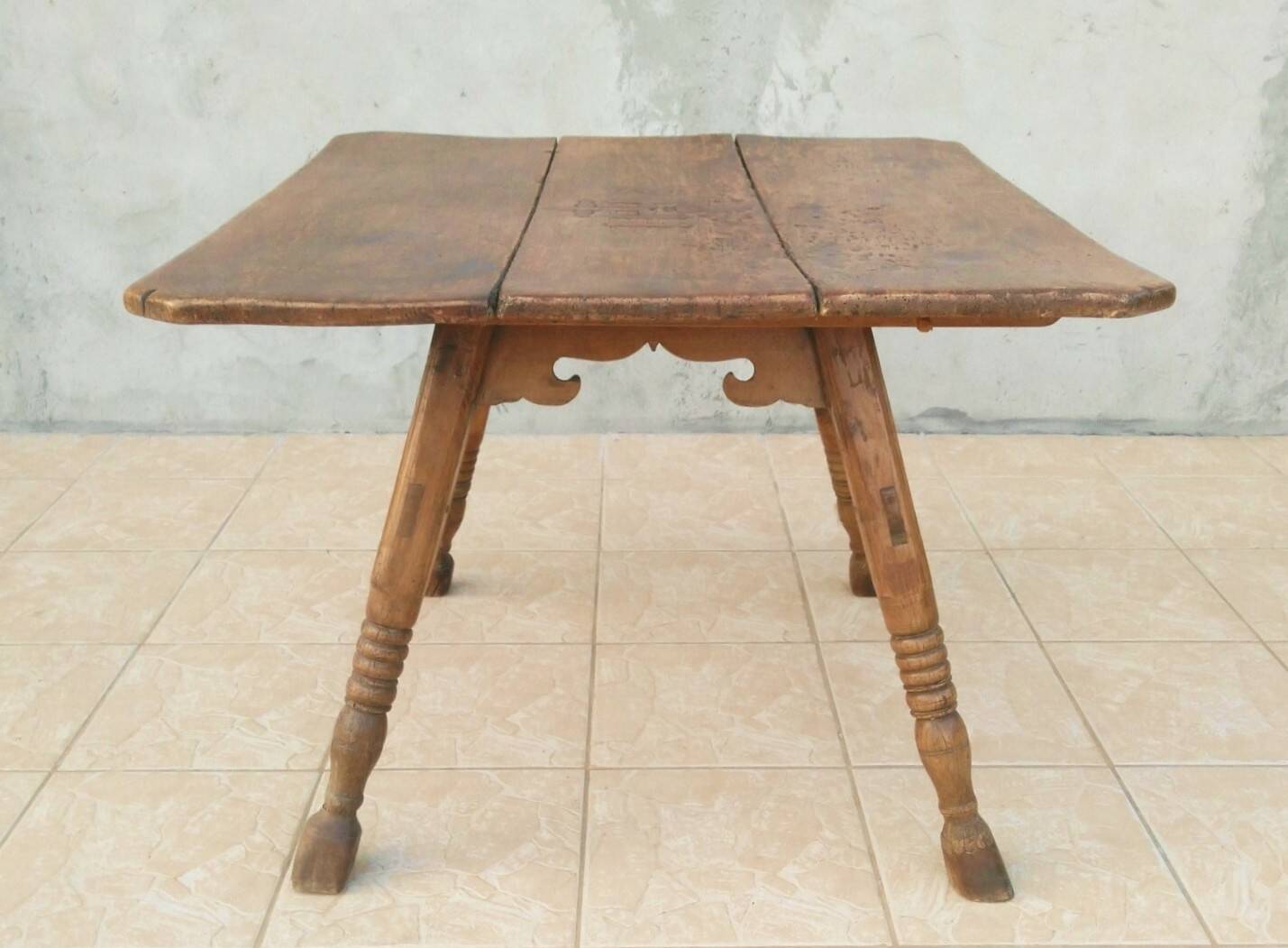 Mountain table chalet 18th century