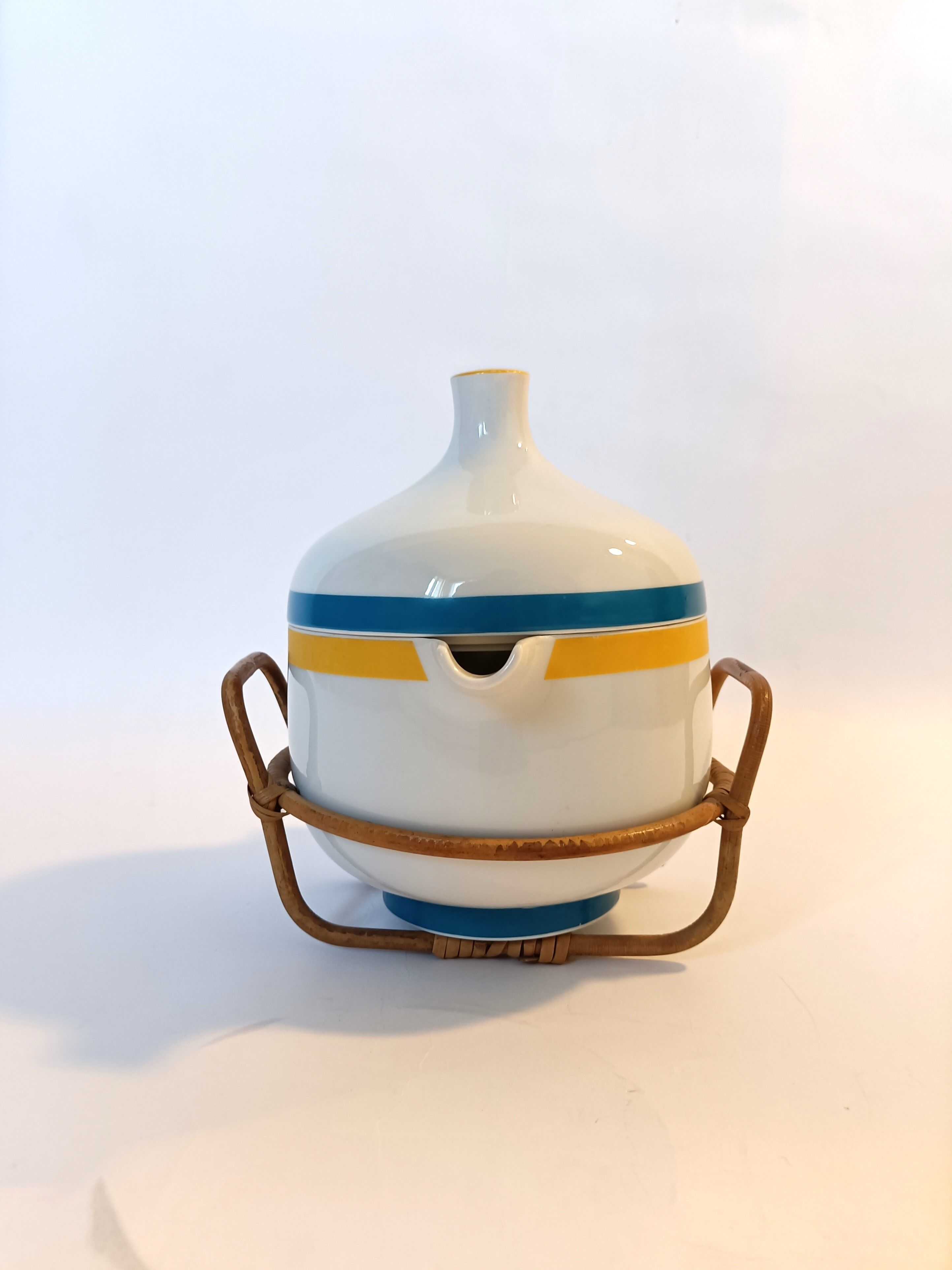 Wolf Karnagel porcelain soup bowl for Rosenthal Studio Line Germany 1970.