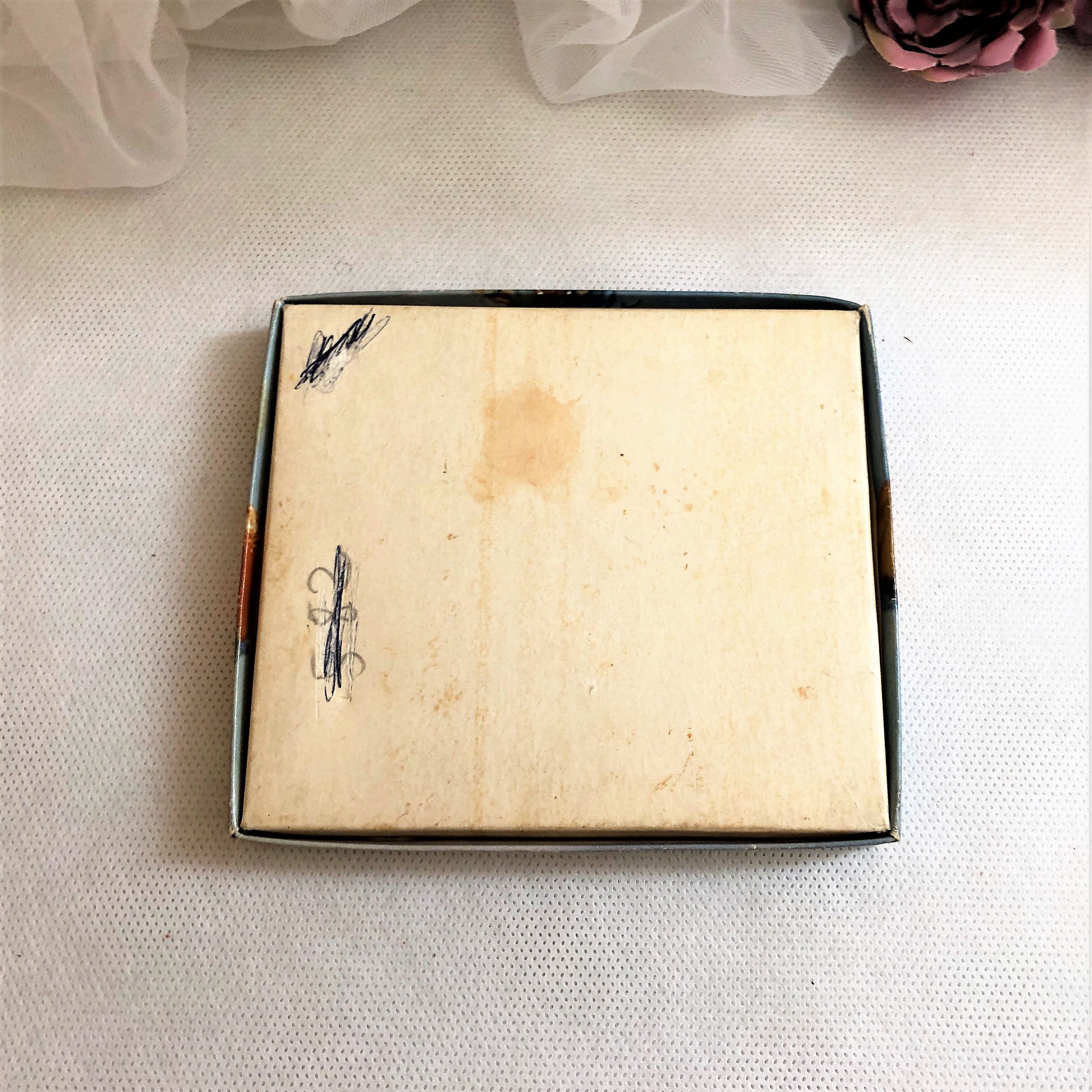 Box of 12 vintage fruit cocktail snail forks