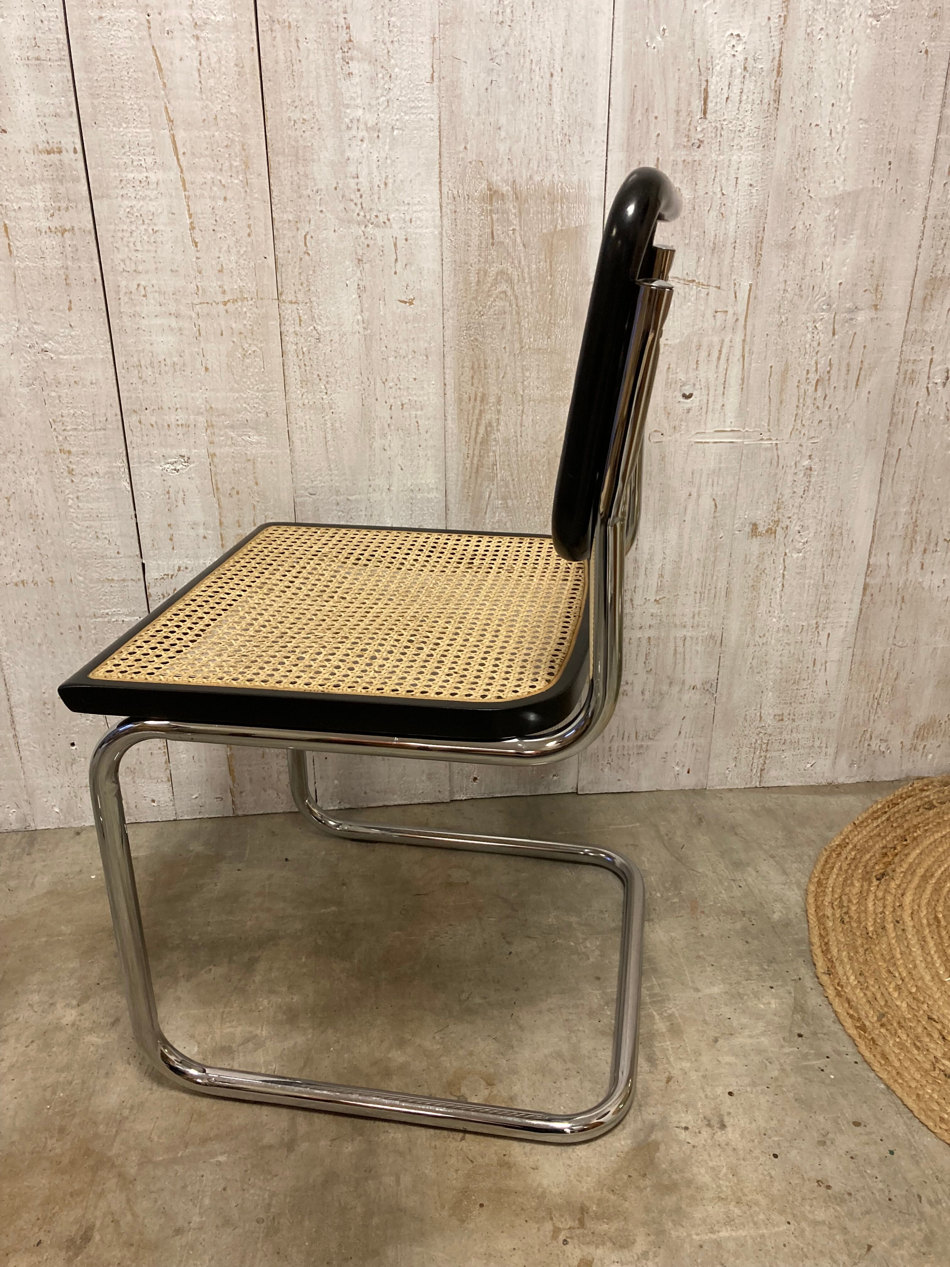 Pair of chairs B32 Breuer
