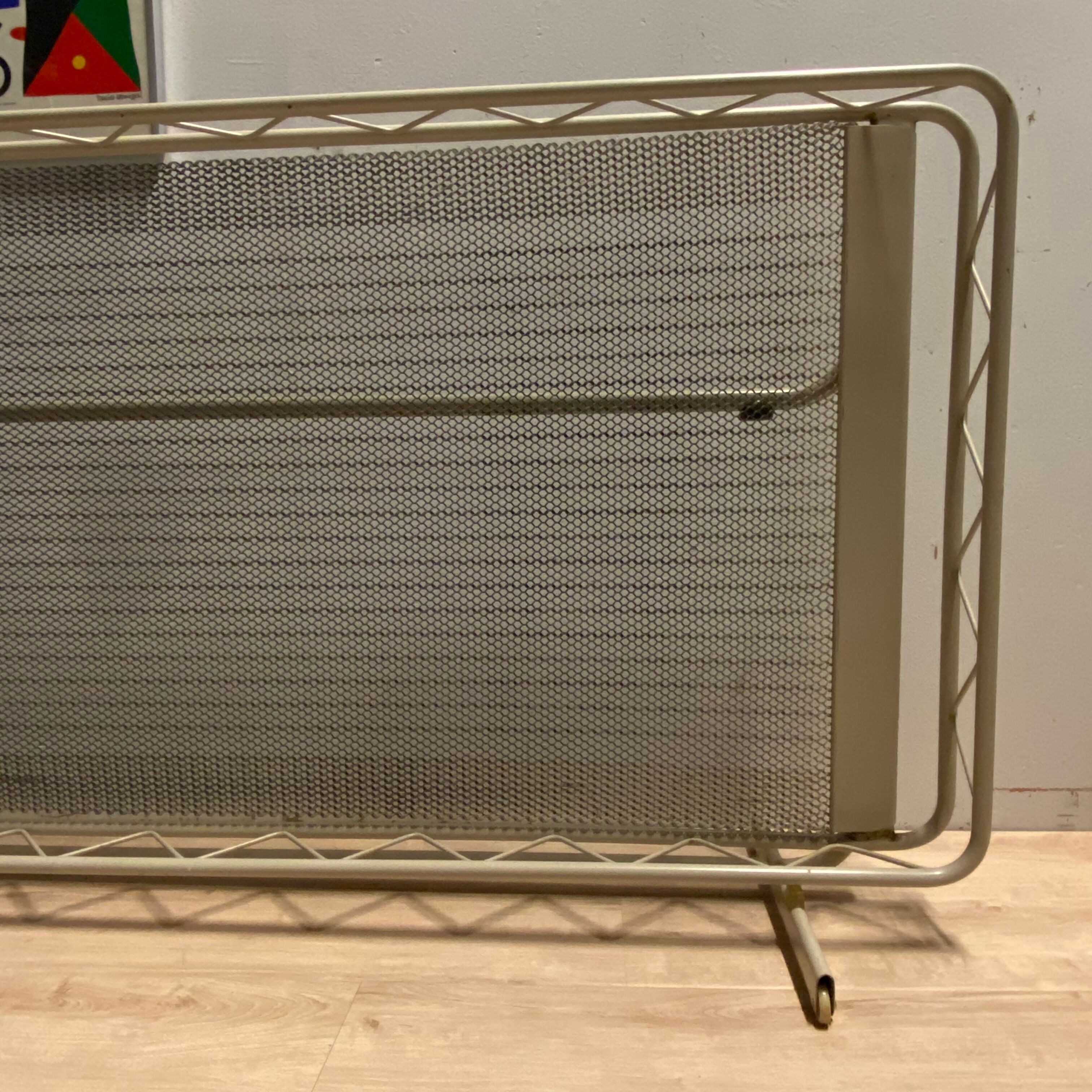 Dutch design 1950s 60s vintage Auping folding bed Ariëlle designed by Wim Rietveld