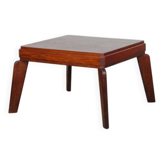 Oak coffee table, French craftsmanship from the 1950s.