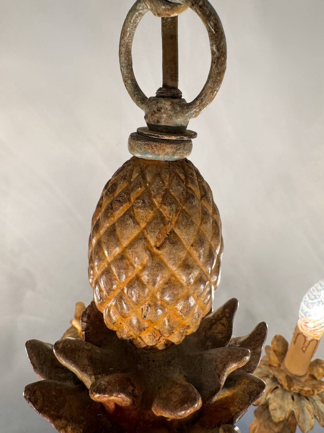 70s Hollywood Regency style chandelier in carved wood