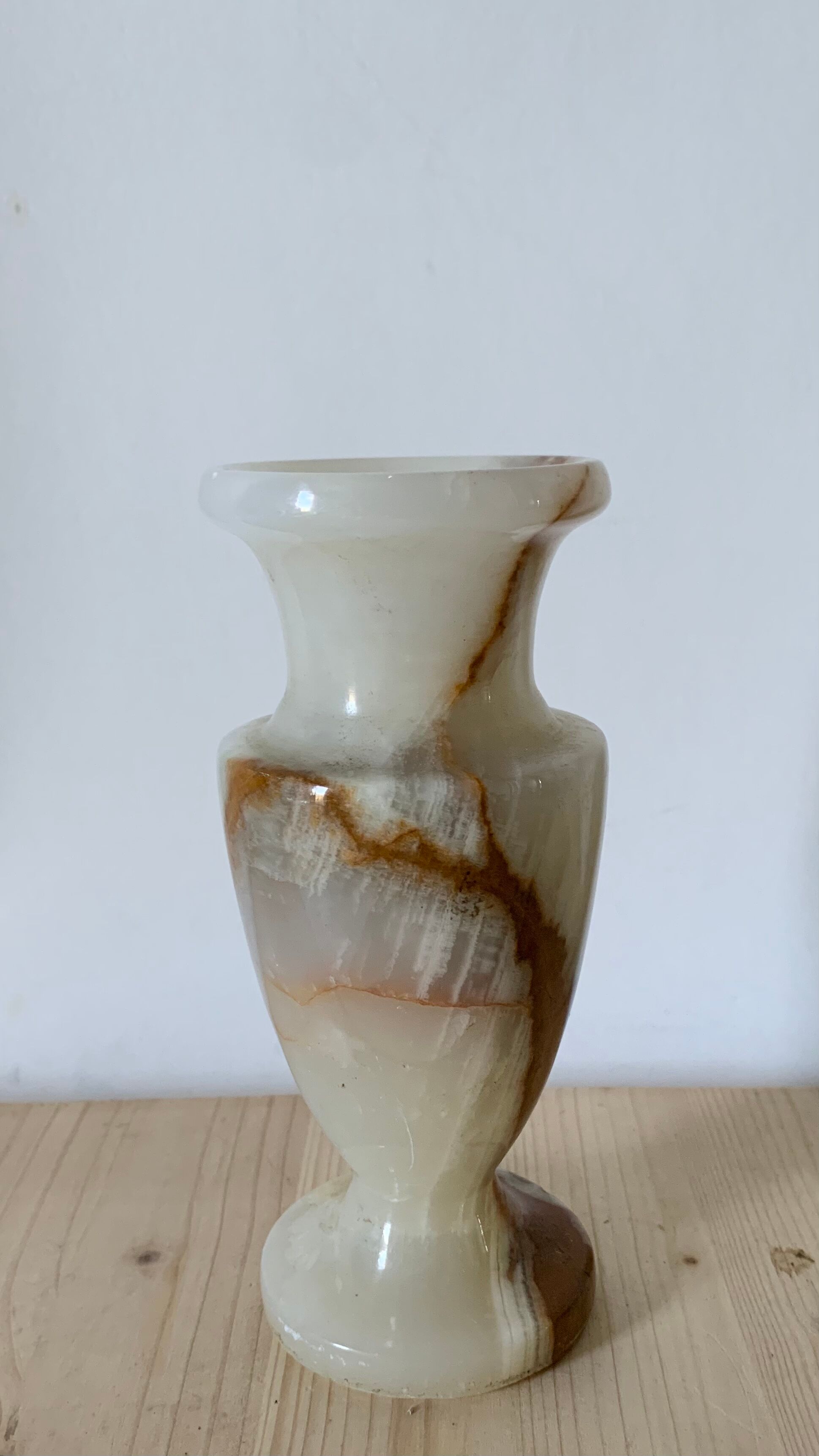 Onyx vase