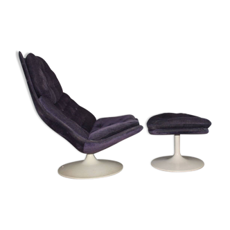 Armchair and ottoman model F585 in purple by Geoffrey D. Harcourt for Artifort, 1960s.