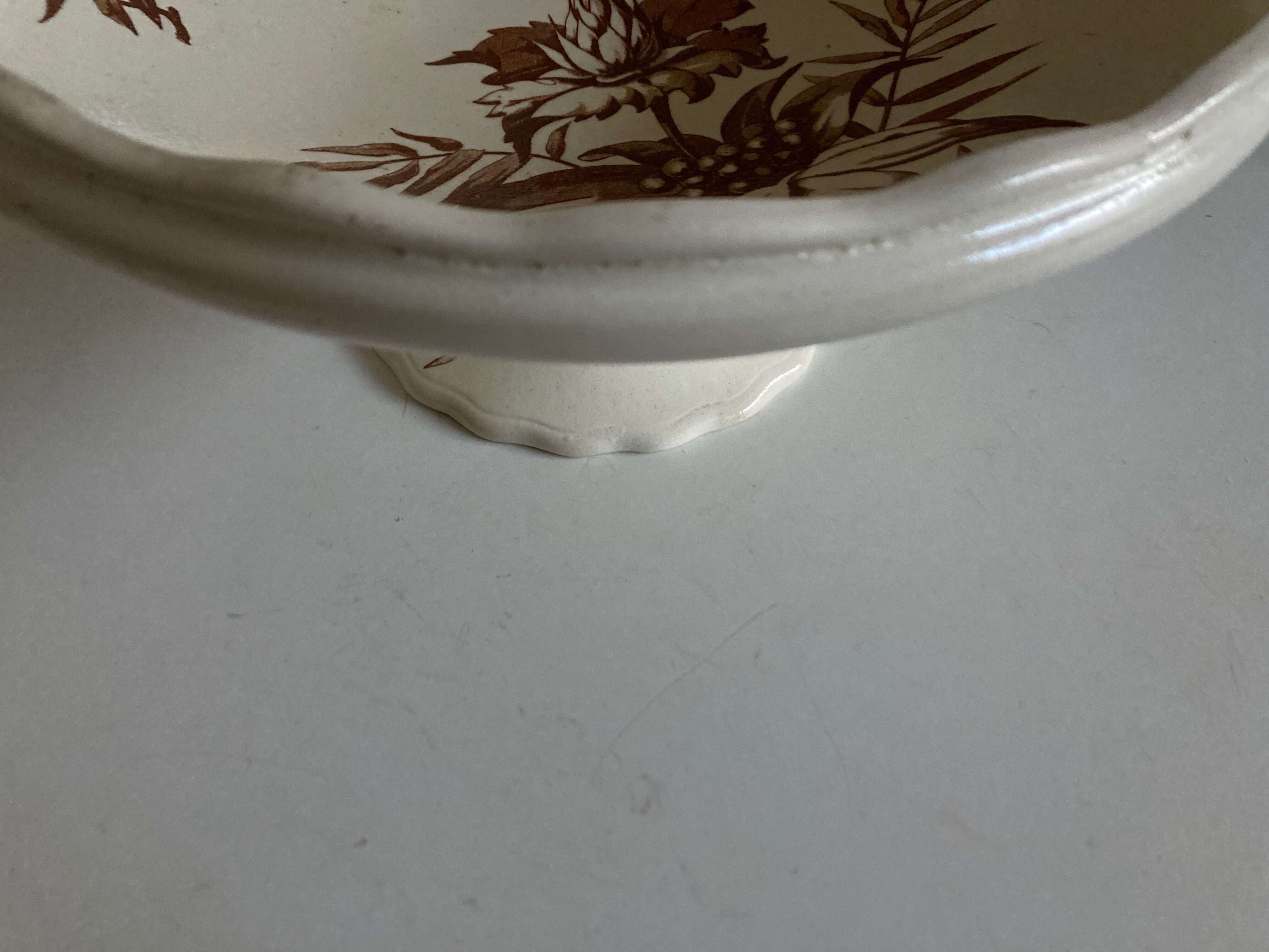 Compotier with gadroons in faience of Clairfontaine 1890 with flowers