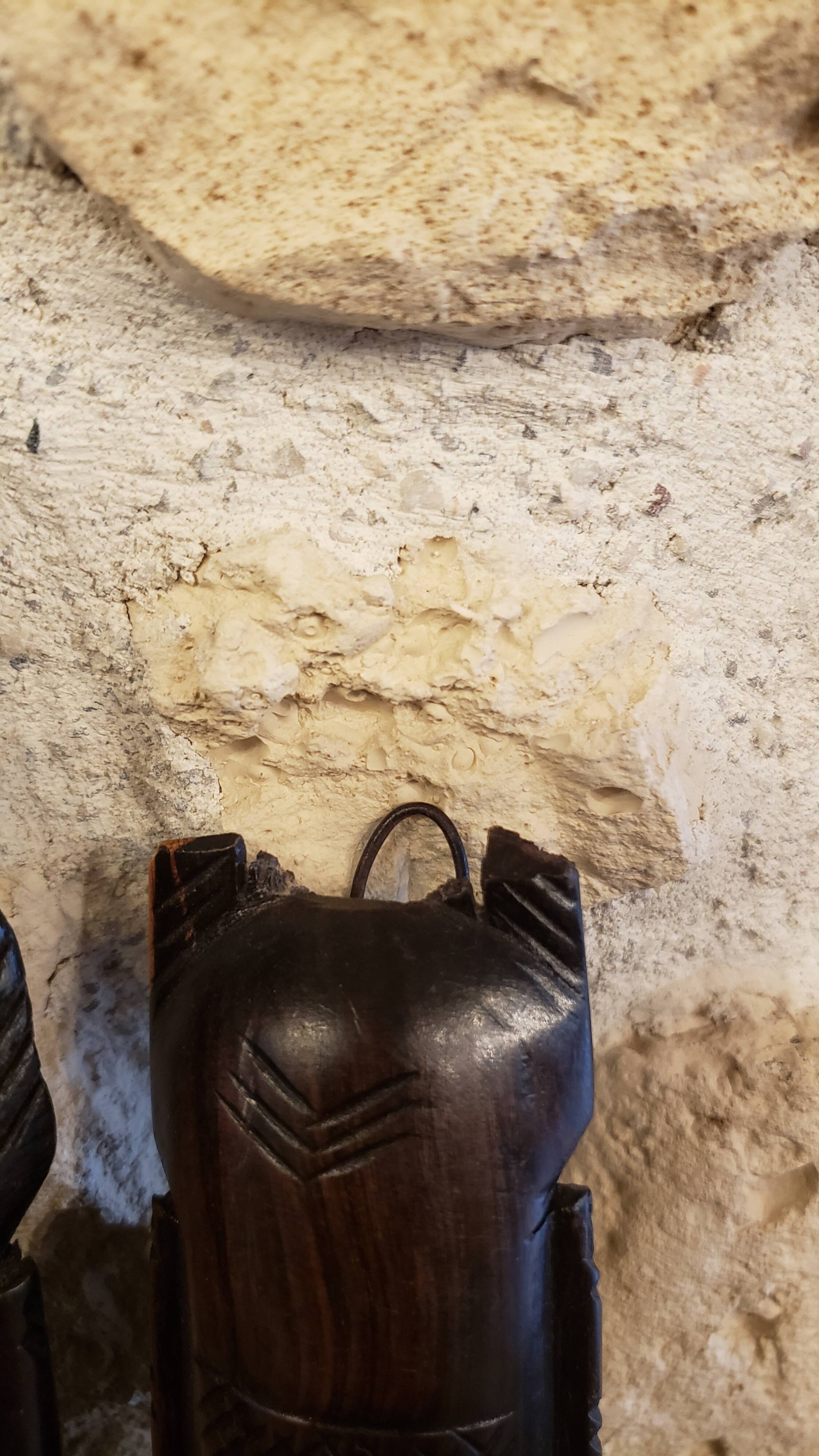 7 weekly African masks in carved wood