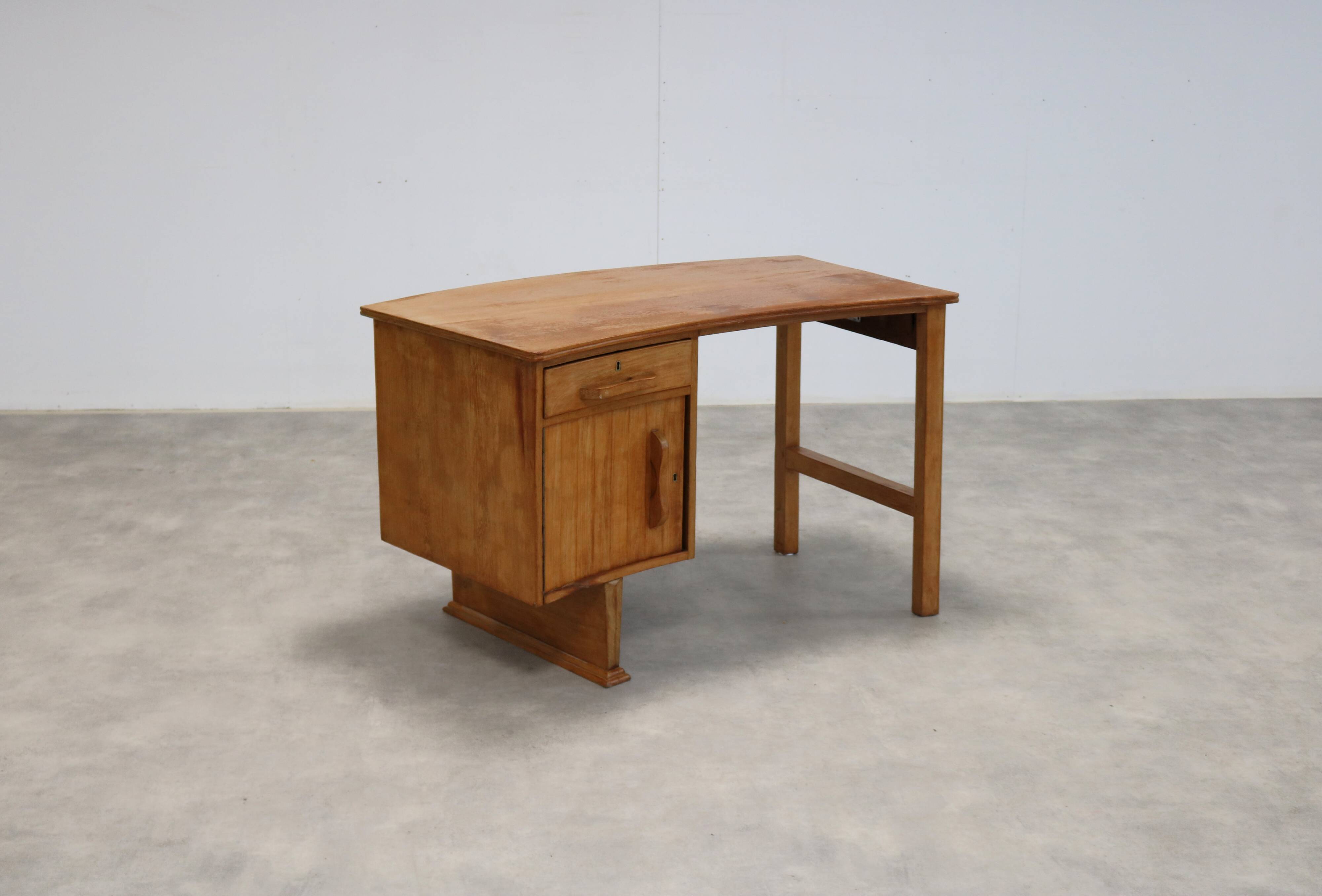 Bureau vintage | chêne | Période des années 1950 | Années 1950
