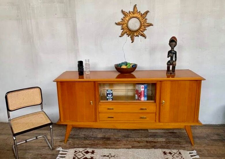 Enfilade moderniste en chêne longueur 197 vintage 1950 pieds compas