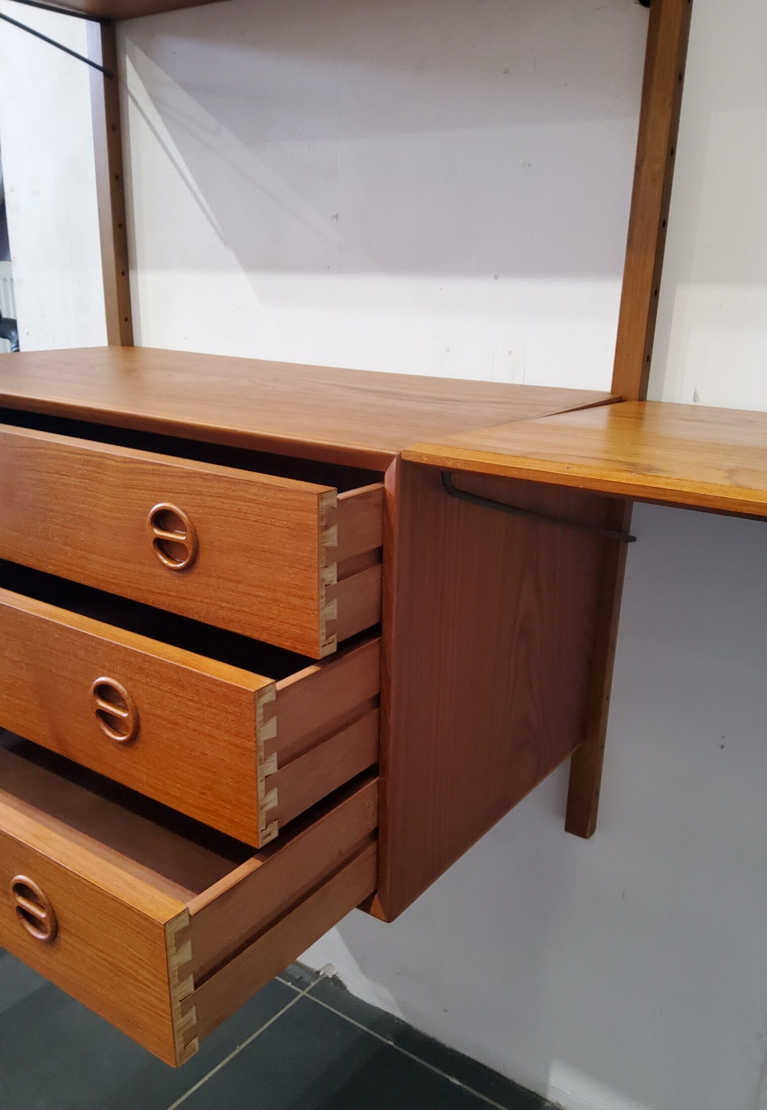 Danish vintage modular wall shelf, 1960