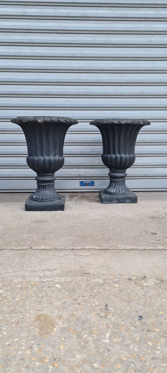 Pair of Medici stone planters circa 1920