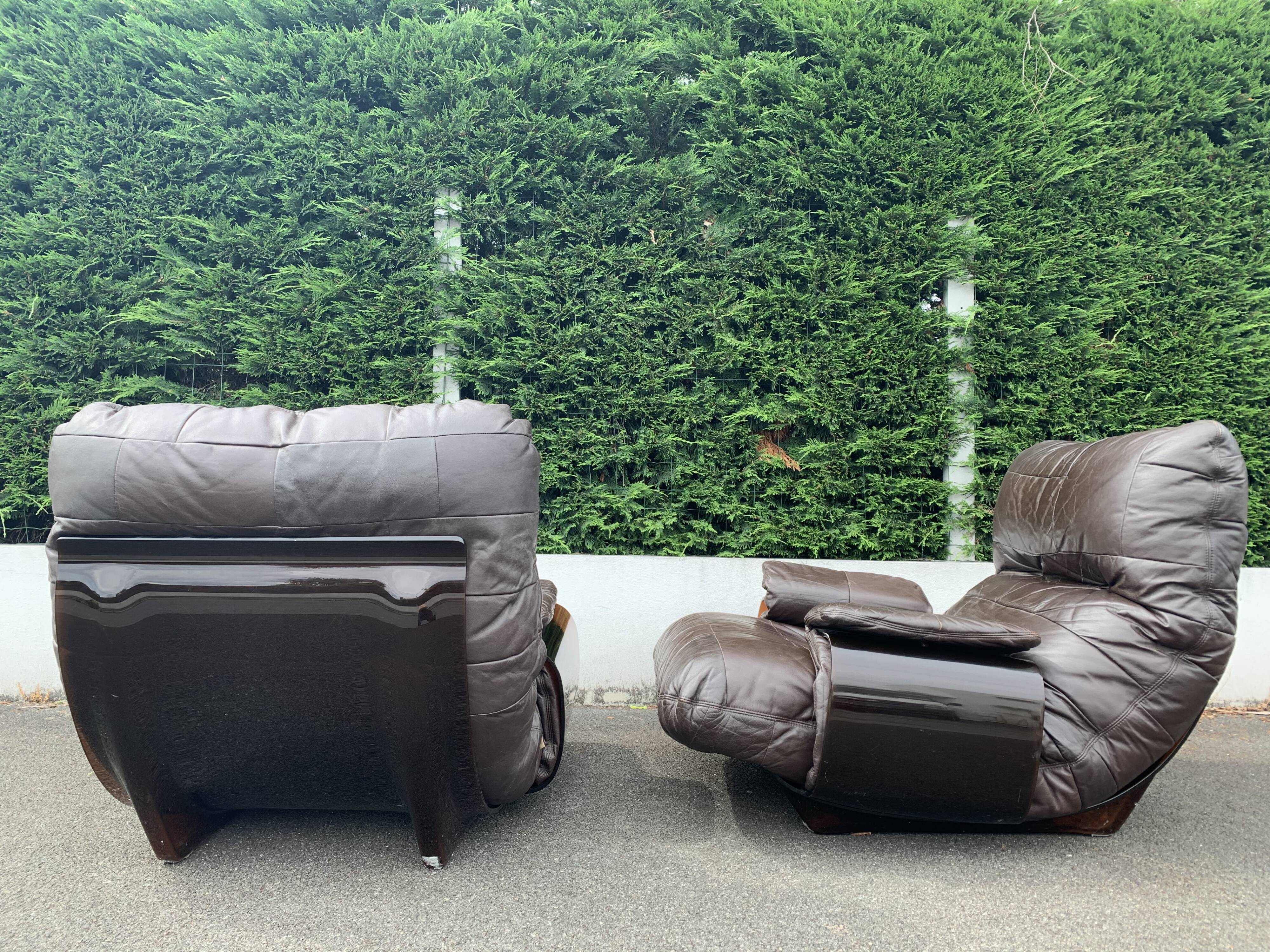 Pair of armchairs and ottoman leather Marsala by Michel Ducaroy for Ligne Roset 1970