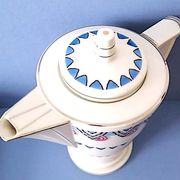 Théière en porcelaine de Limoges à décor géométrique