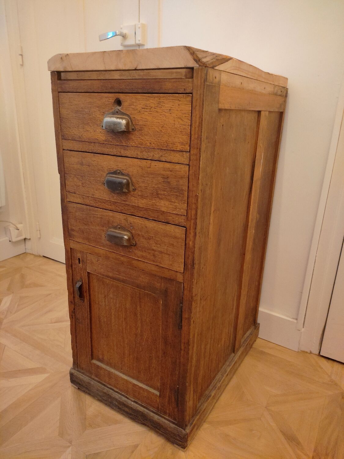 Wooden craft furniture