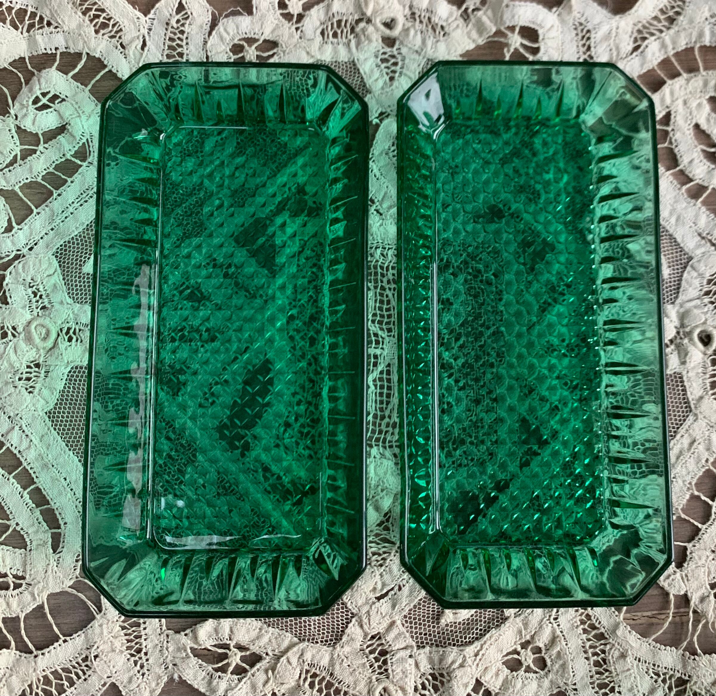 Arcoroc ramekins set - vintage ashtray cut emerald green diamond glass