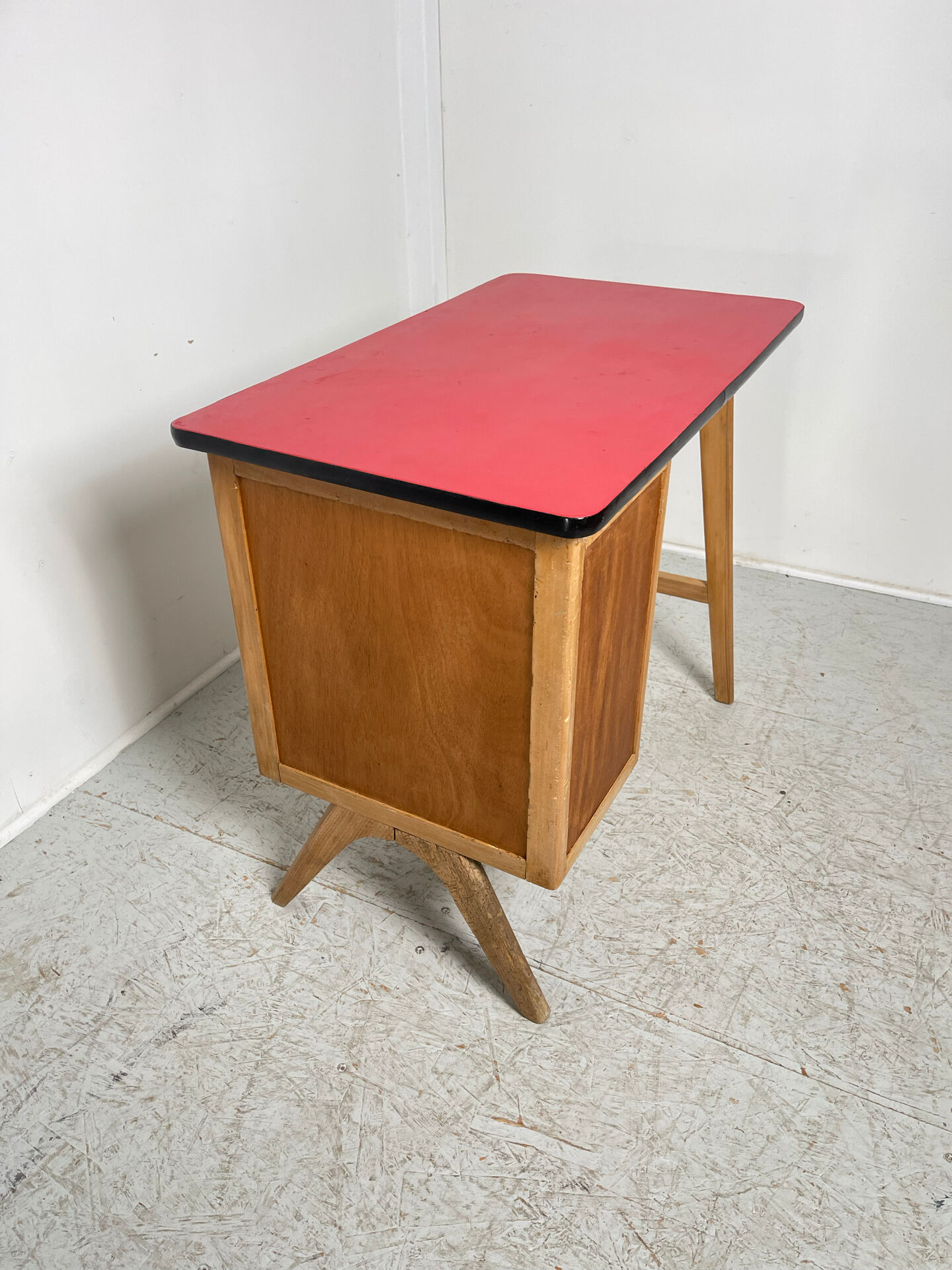Compass leg desk 1970