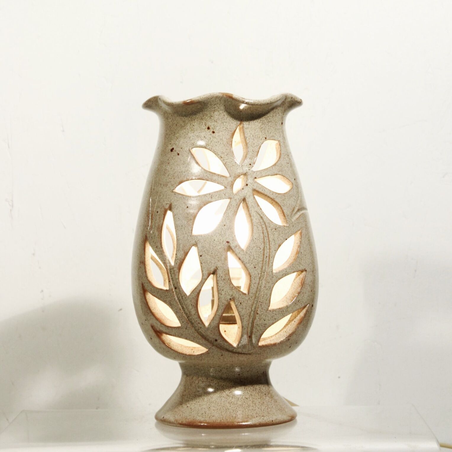 Vintage openwork ceramic floral night lamp, France 1960s