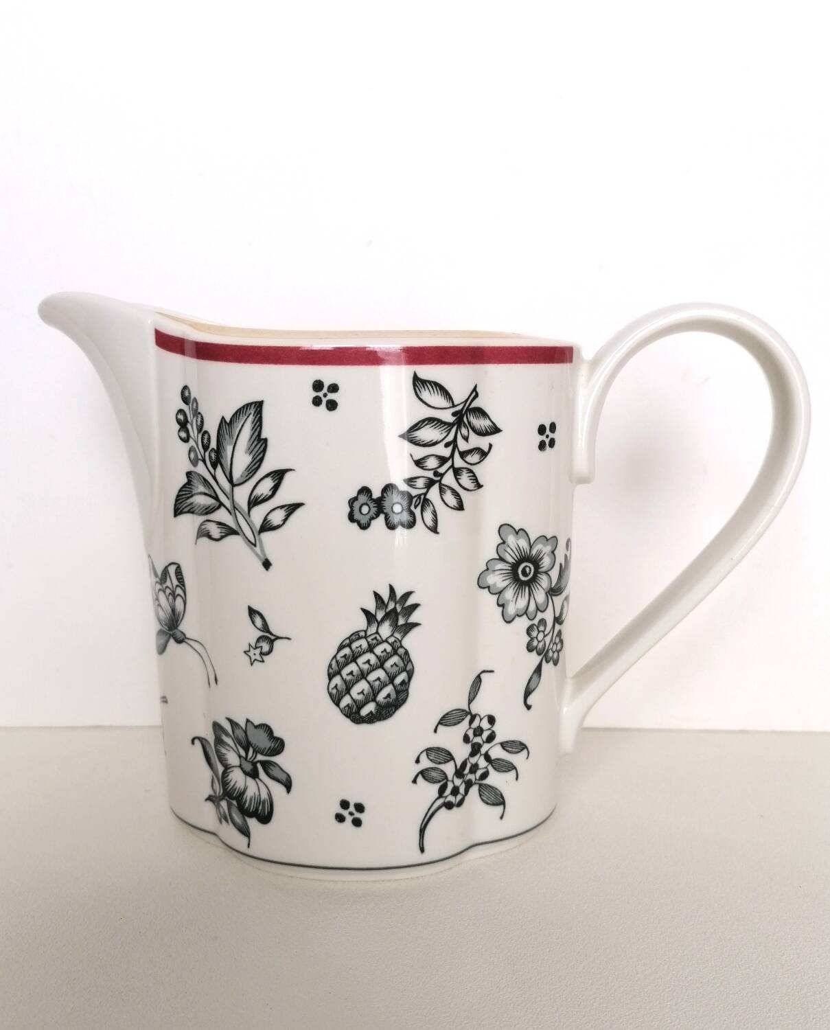 Villeroy and Boch milk jug Plantation collection