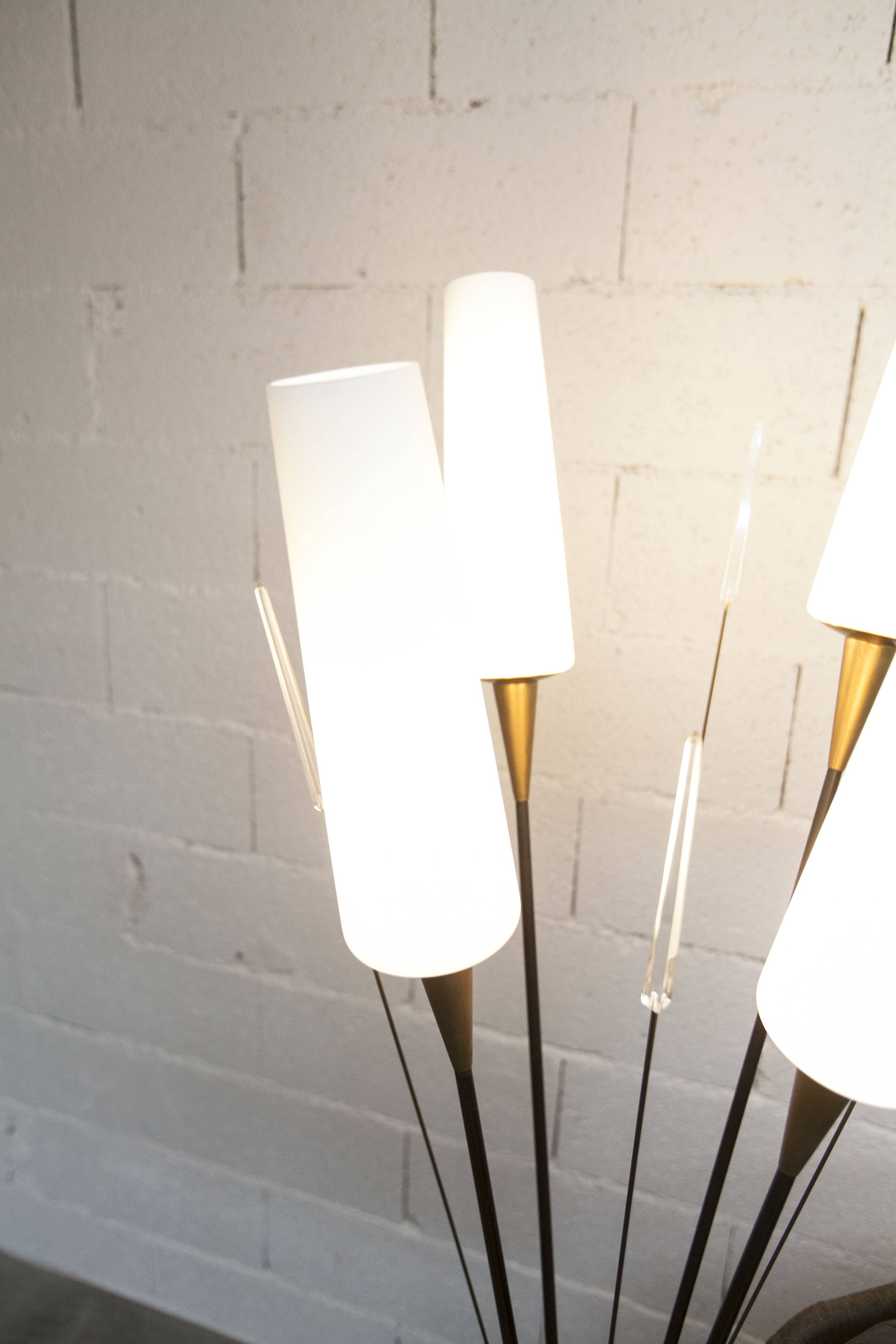Floor lamp by René Mathieu for Maison Lunel 1950, brass and opaline.