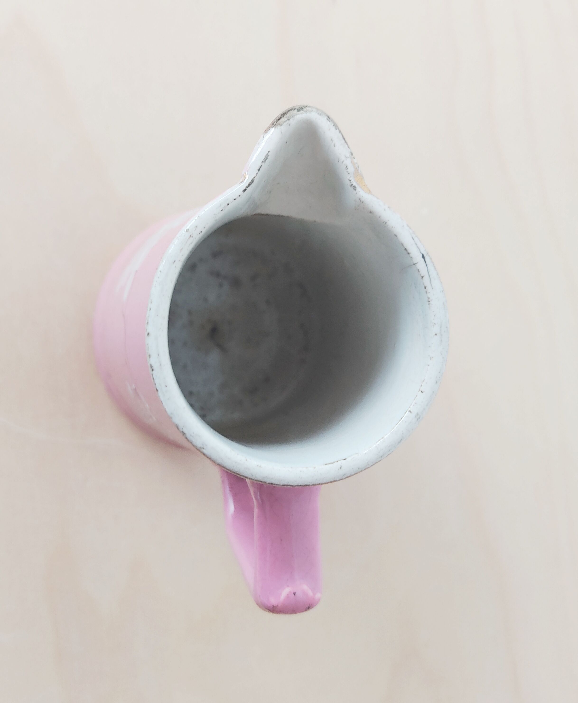 Vase pichet rose Sarreguemines peint à la main vers 1900