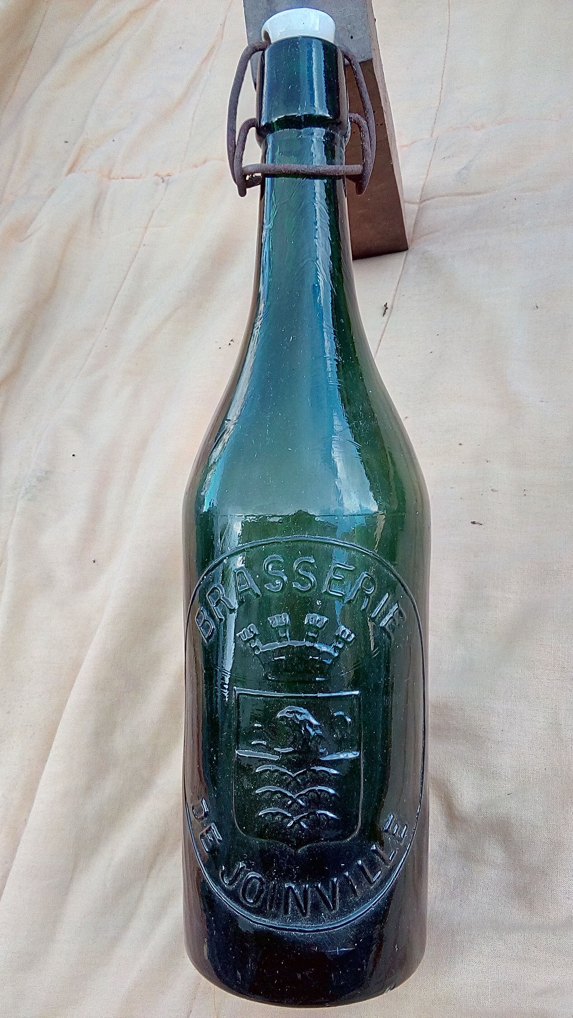 Bottles. Brewery. AERAS