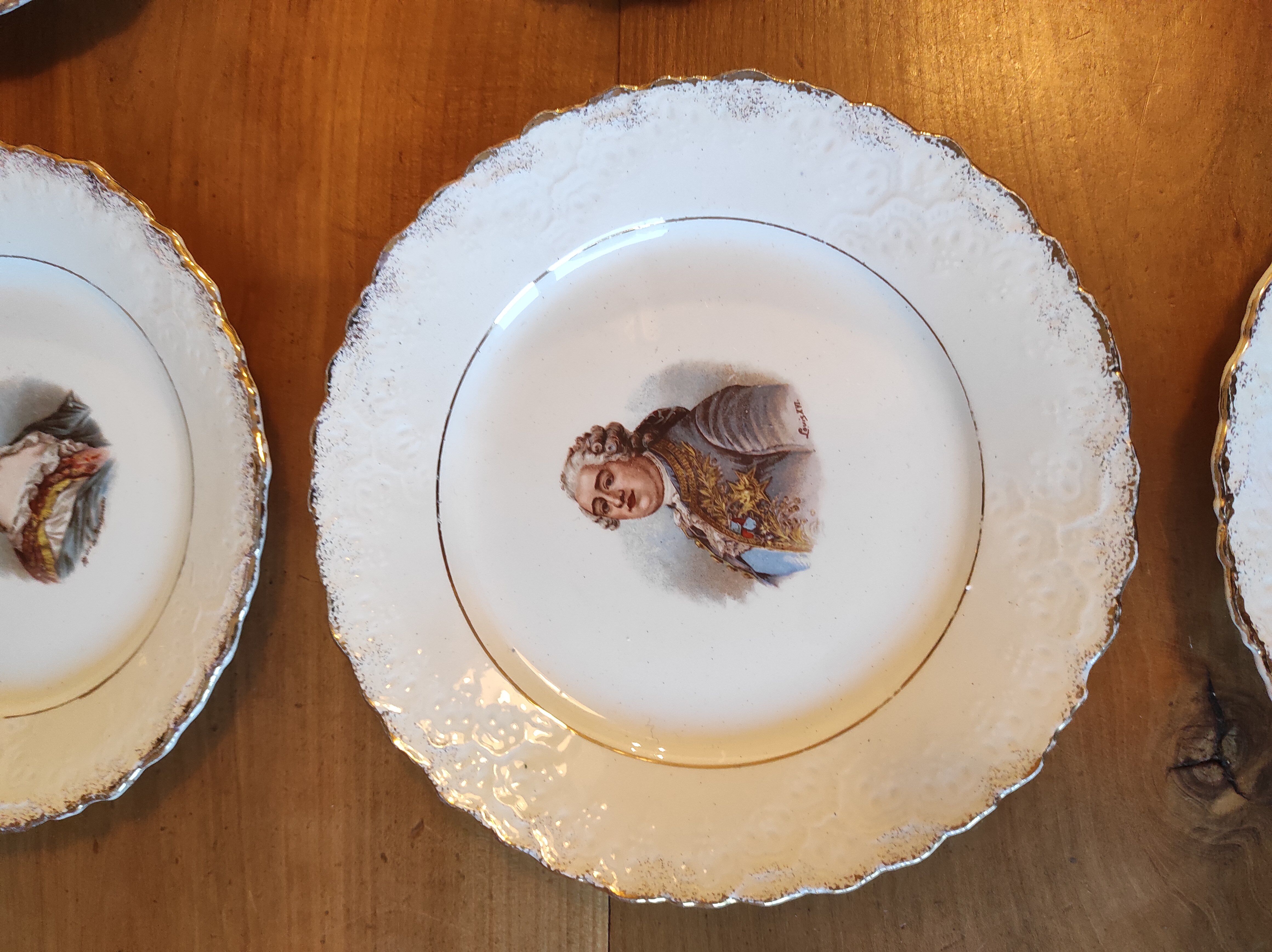 Lot de 6 assiettes portaits historiques