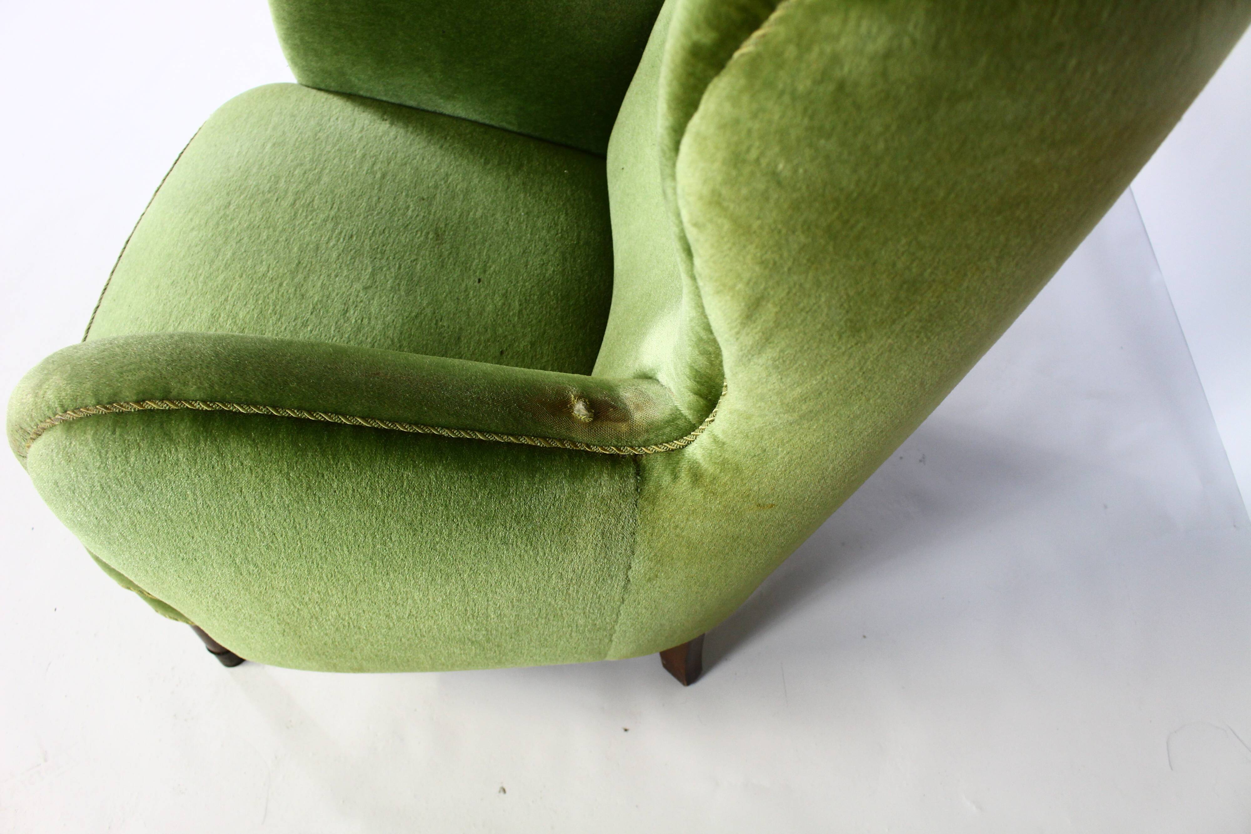 Danish lounge chair in green velvet, 1950s