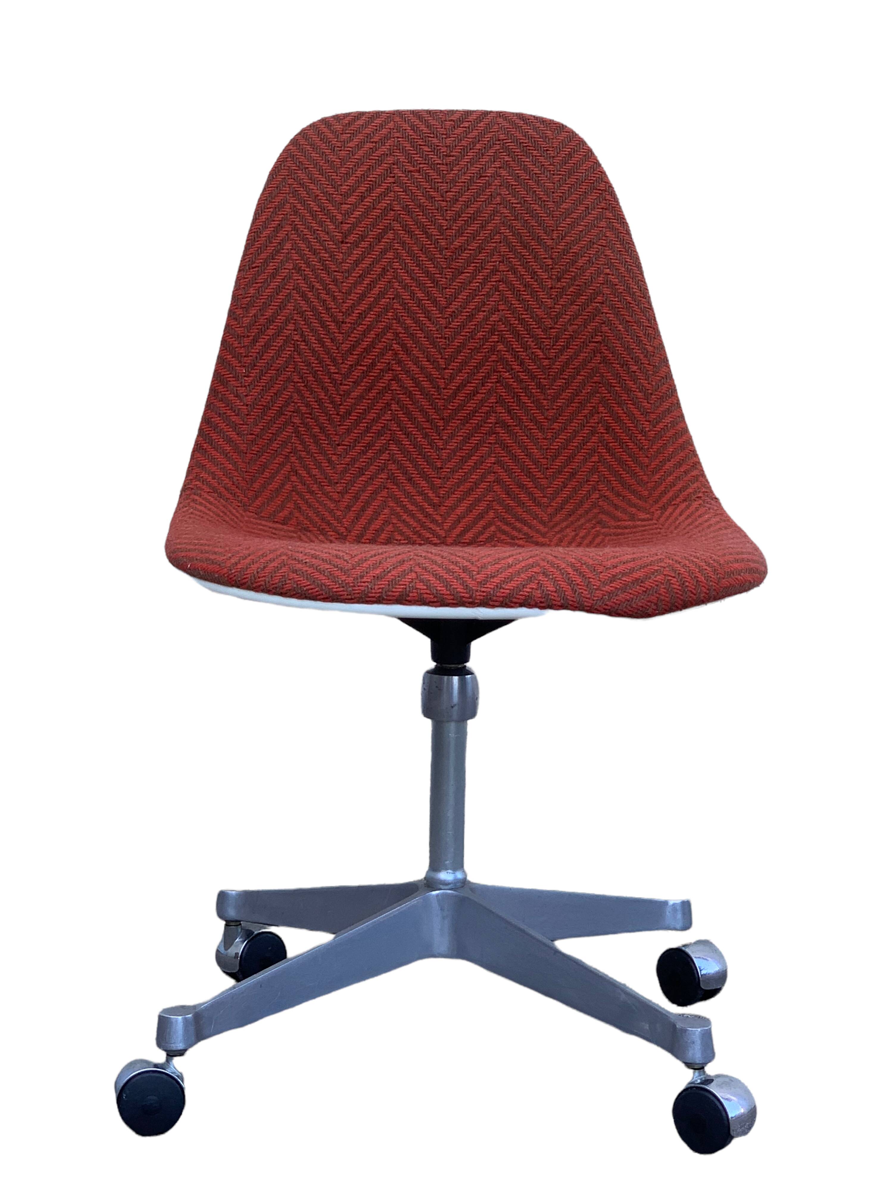 Charles and Ray Eames' office chair for Herman Miller 1960