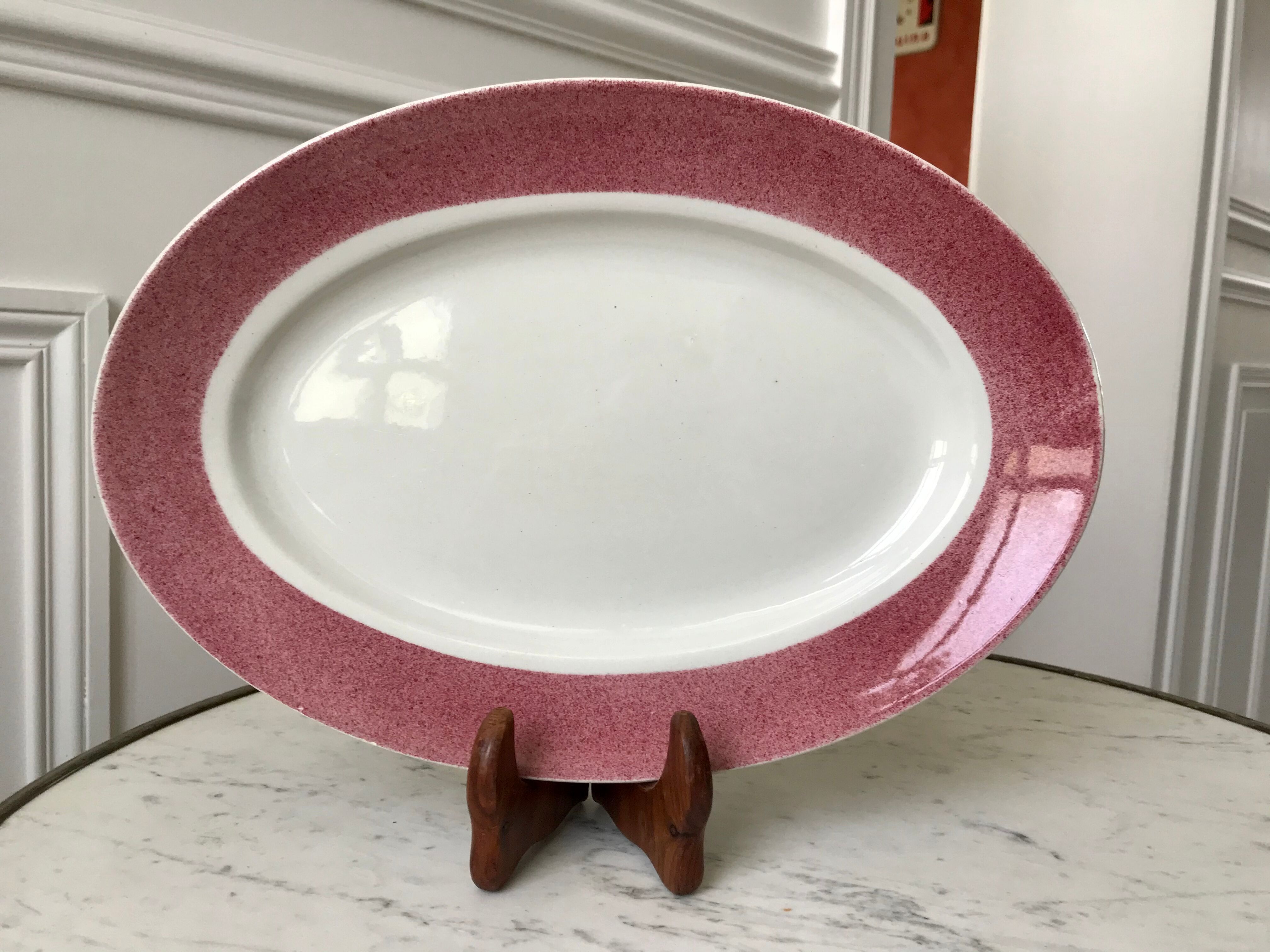 Raspberry pink oval dish 20-30s
