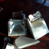 Adjustable wall lamps with halogen bulbs - Vintage - A set of 3 in very good condition