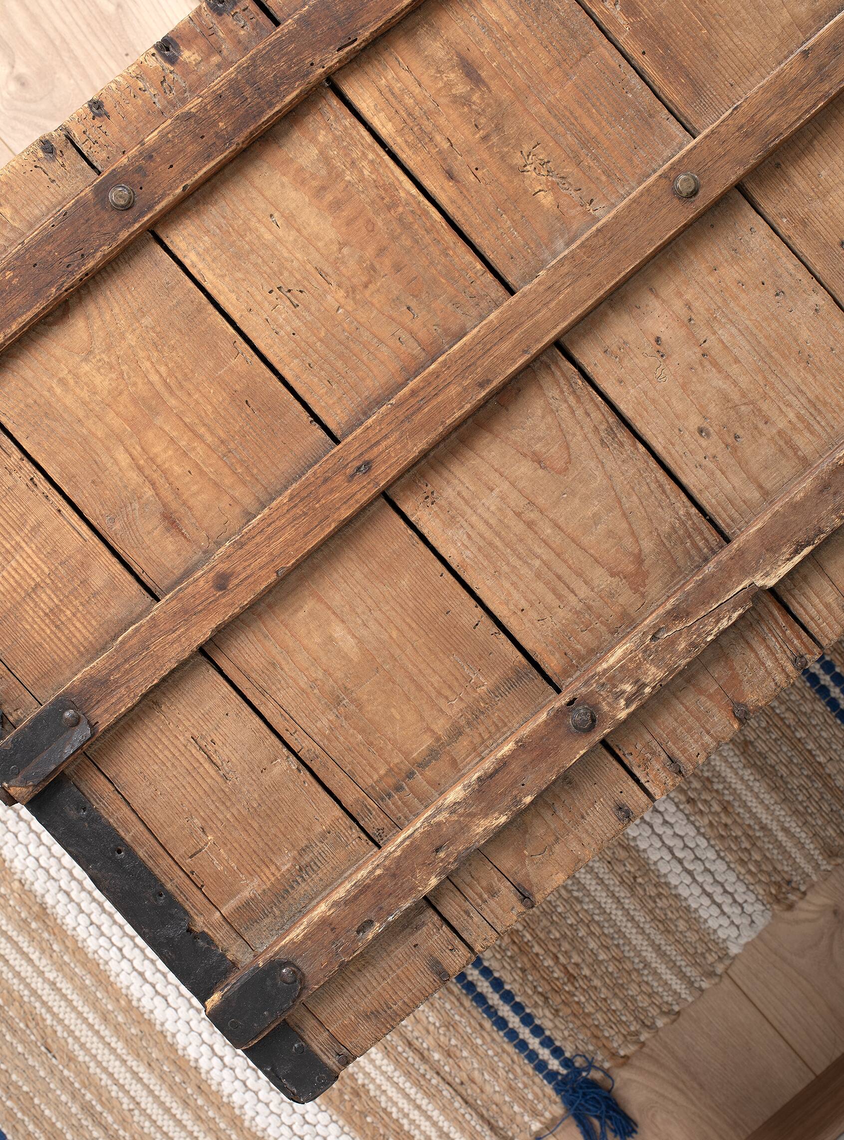 Large old trunk, wood and steel