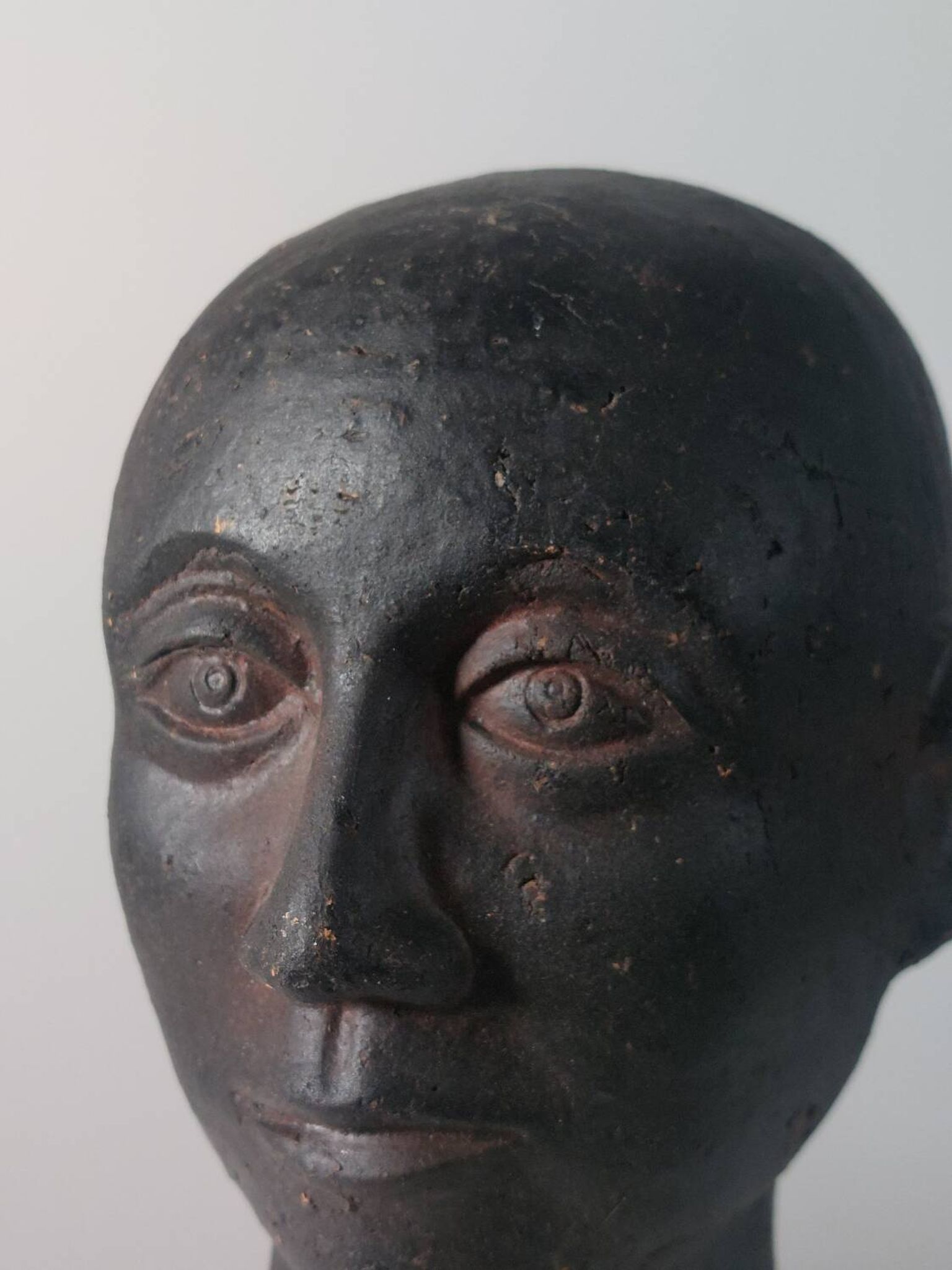 Rare buste en céramique de portrait Wunderkammer