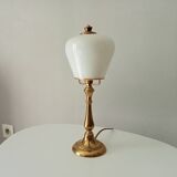 Art deco lamp in brass and opaline