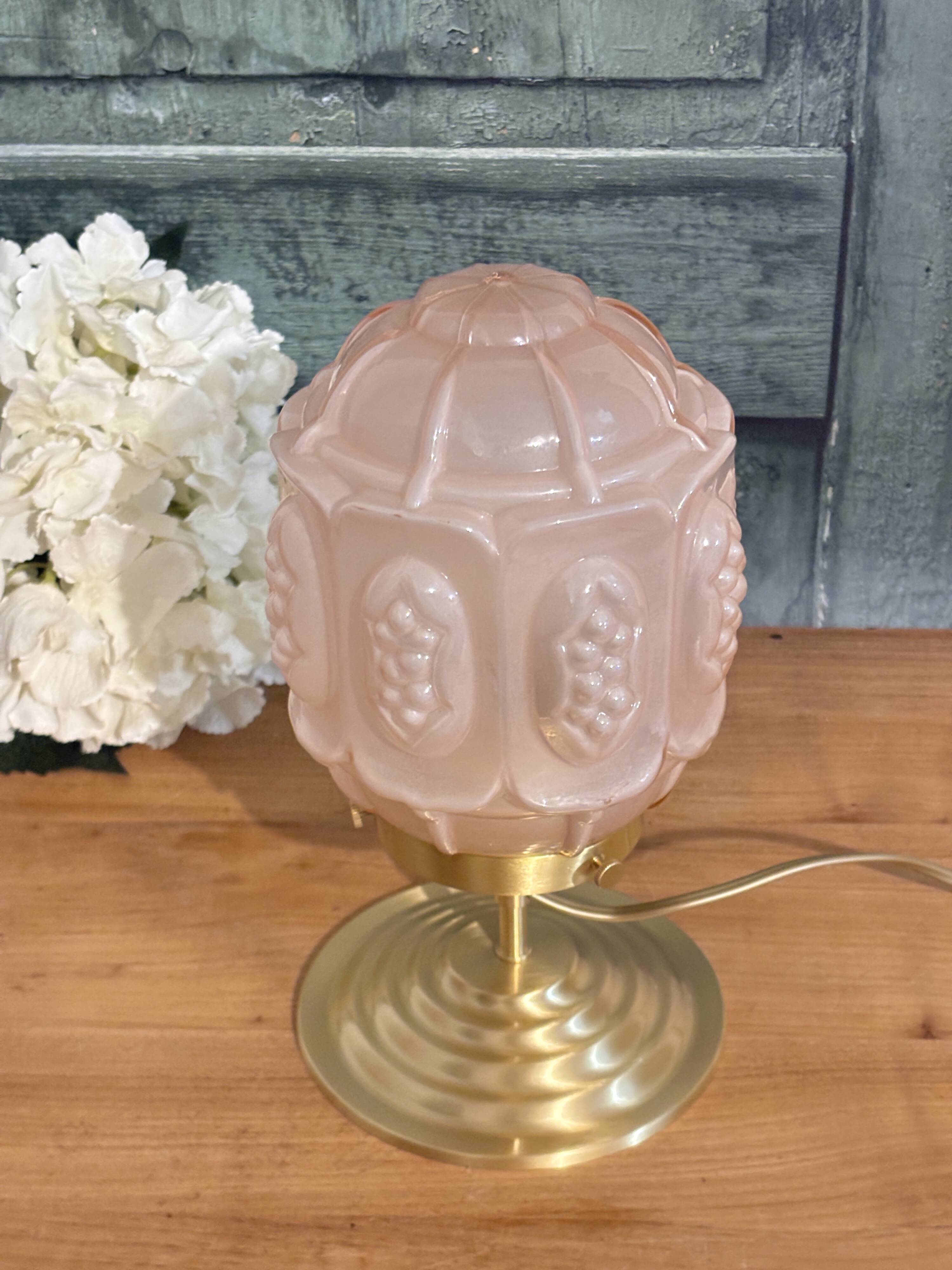 Nina table lamp