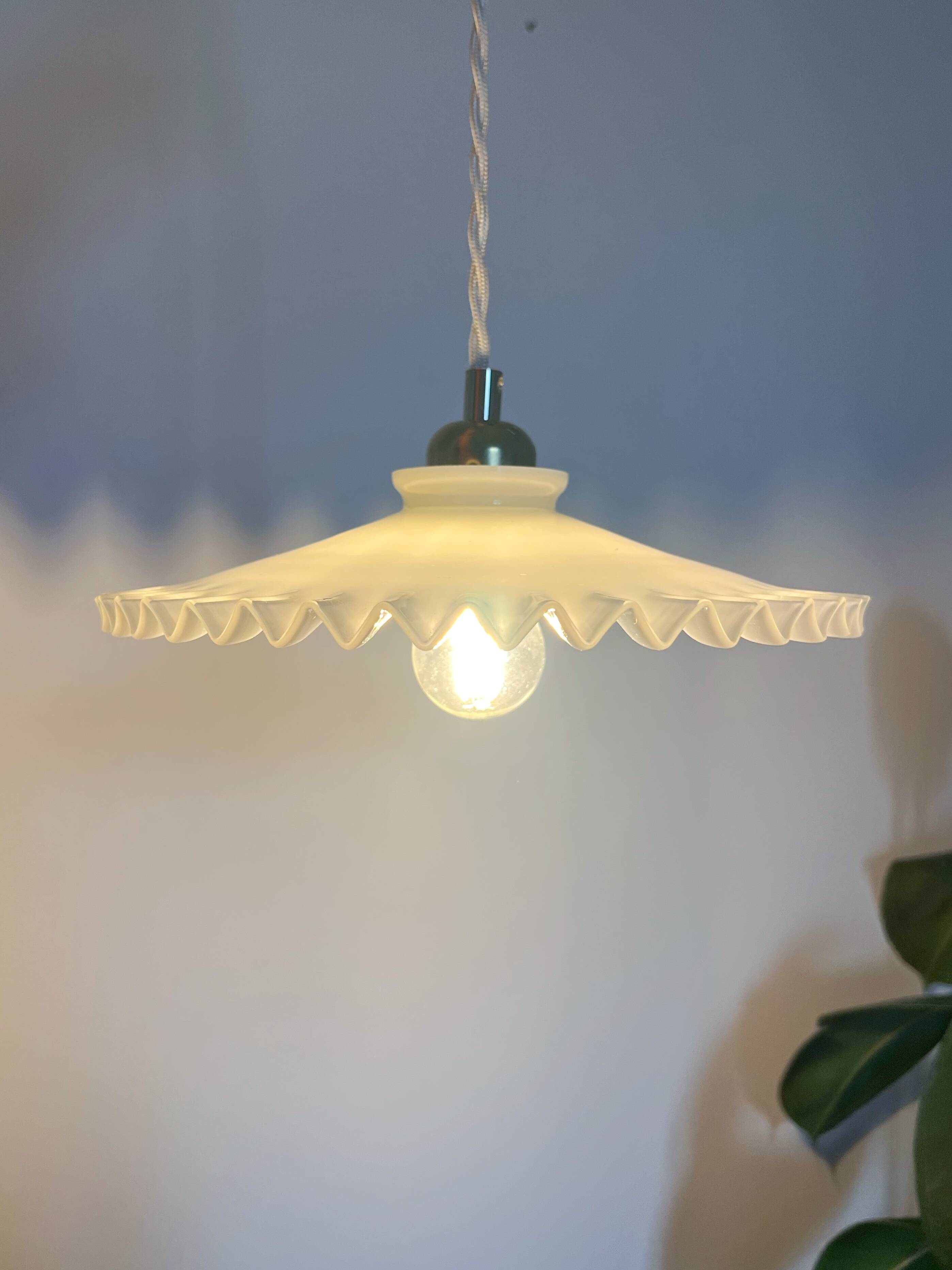 Vintage 1950s entirely white serrated opaline pendant light