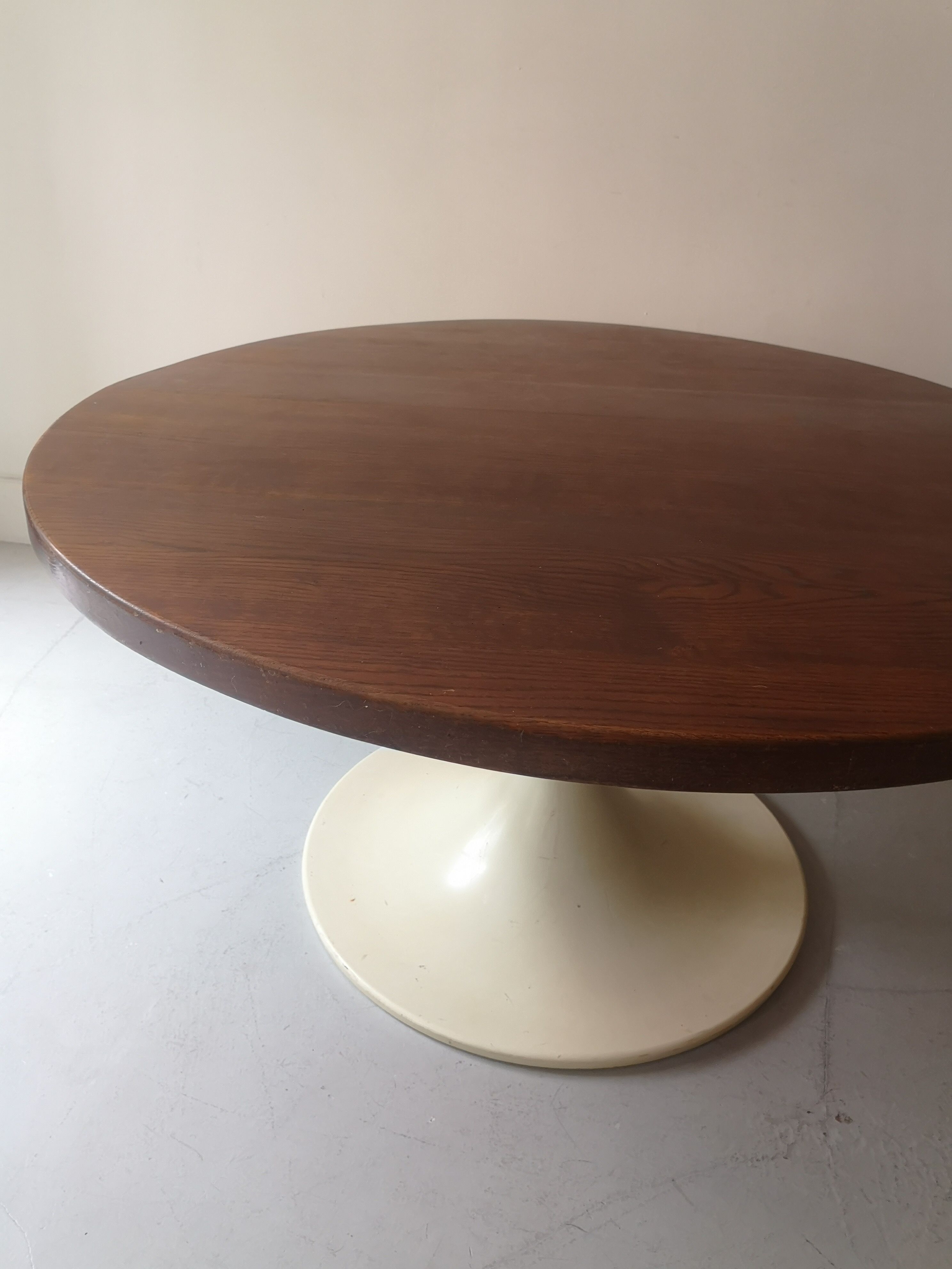 Tulip solid wood coffee table, 1970