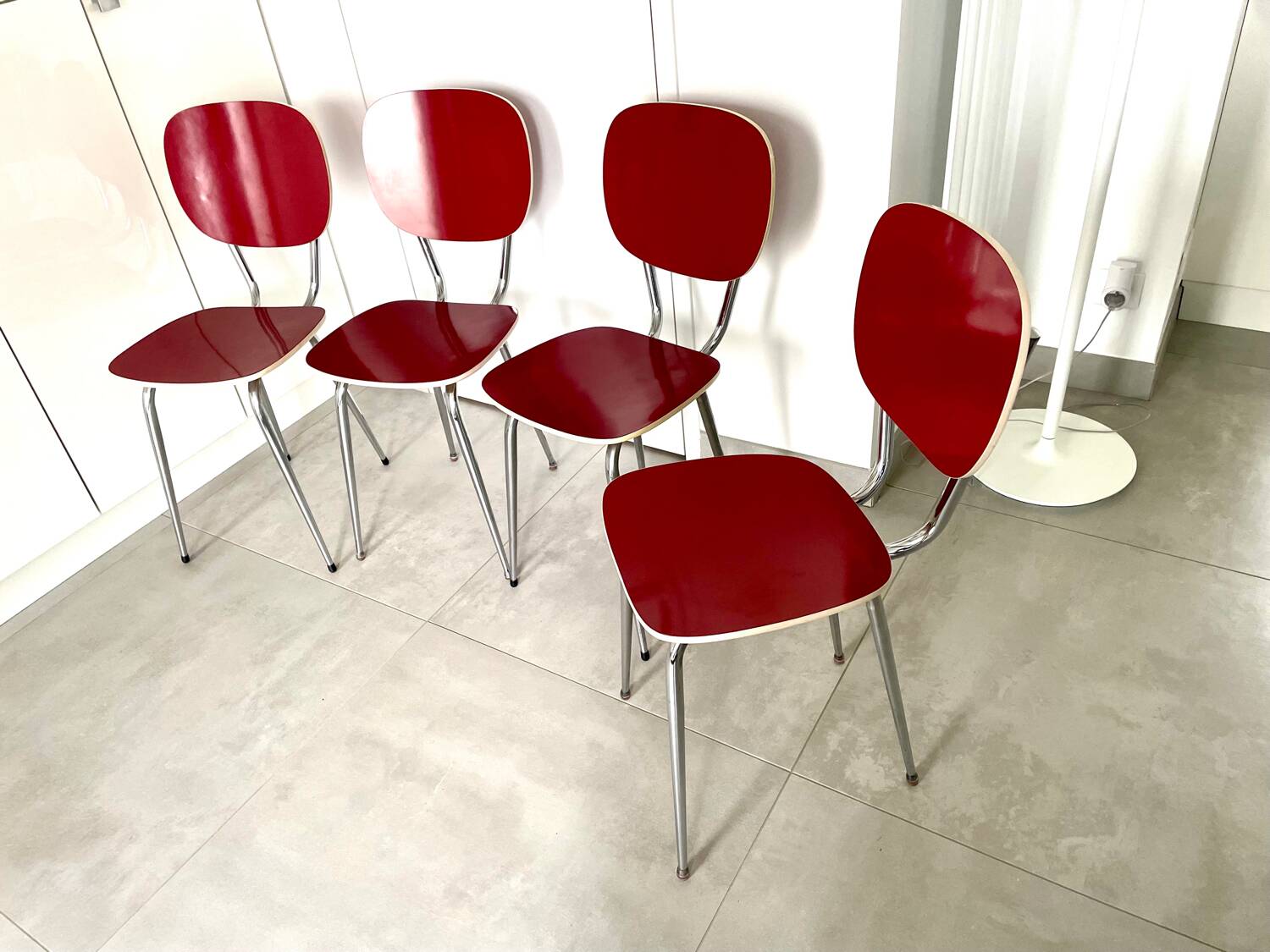 Set of 4 chairs 1960 Formica red perfect condition