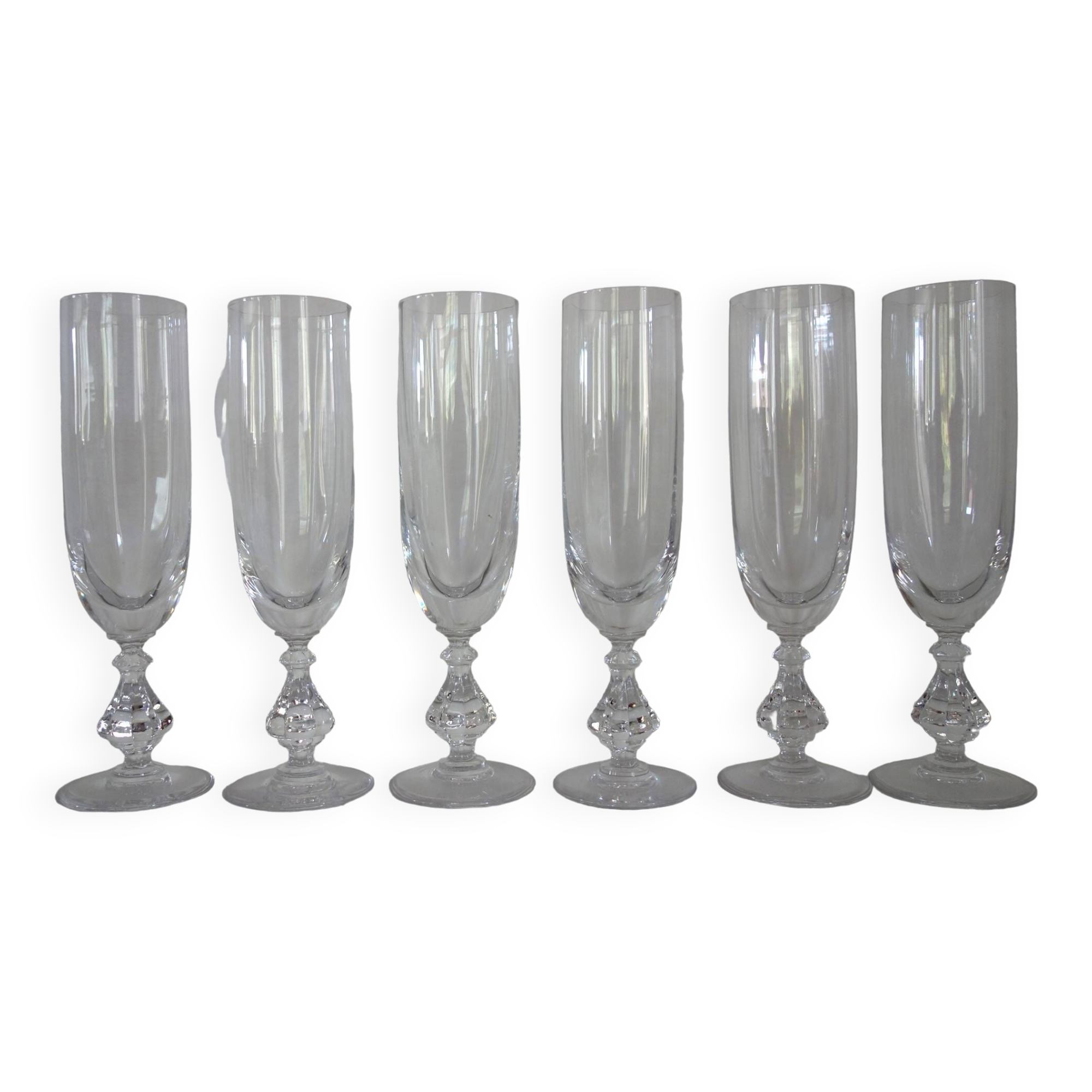 6 champagne flutes in Sèvres crystal, Choiseul model