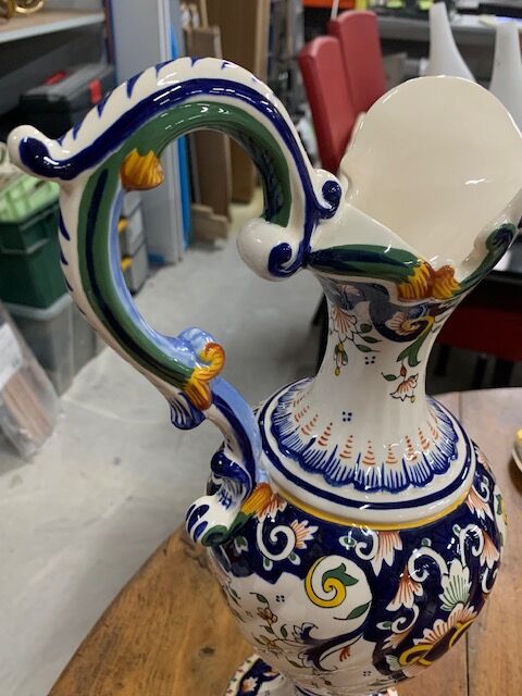 Ewer set and its earthenware dish