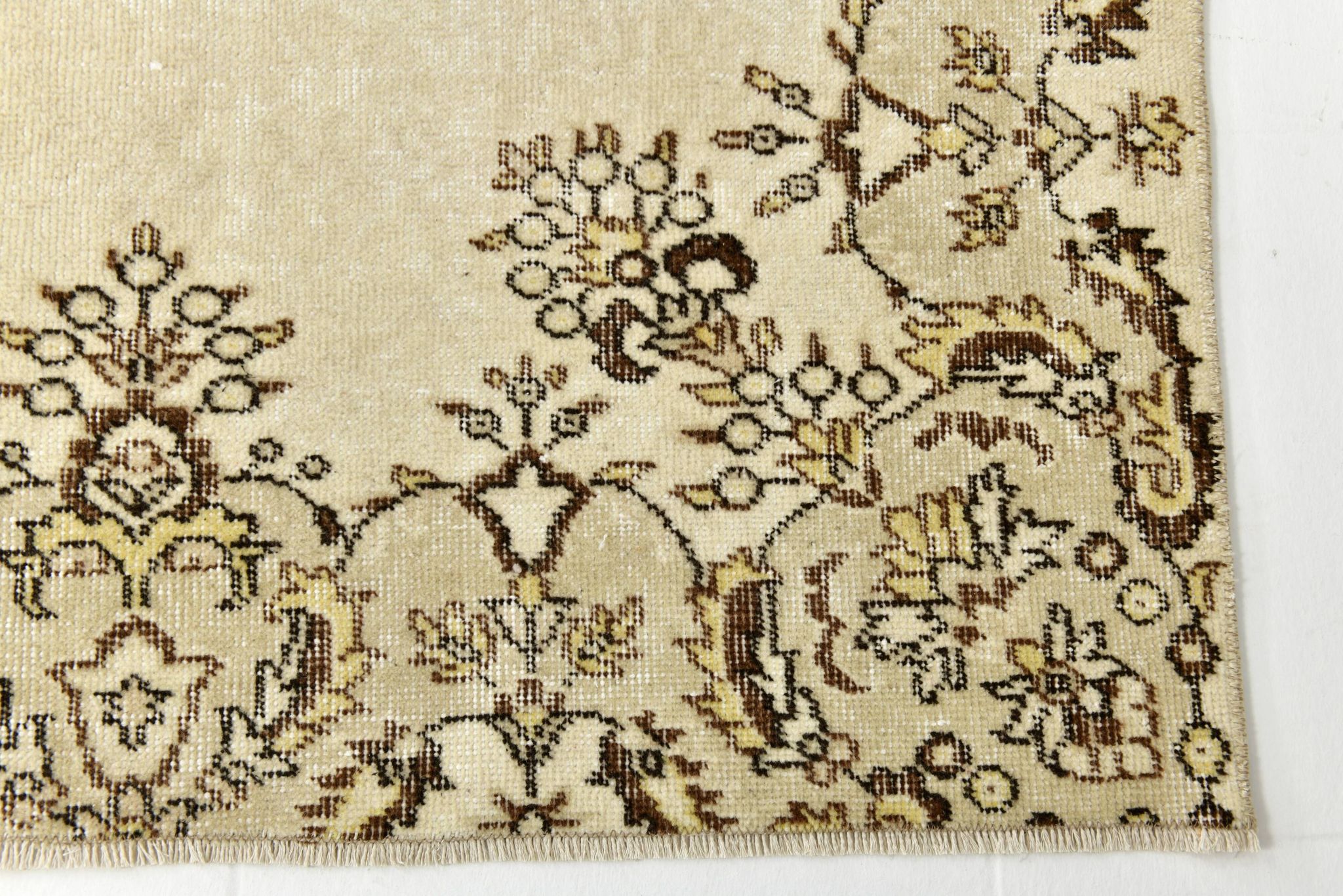 Tapis turc vintage vert clair et crème, 162 x 259 cm