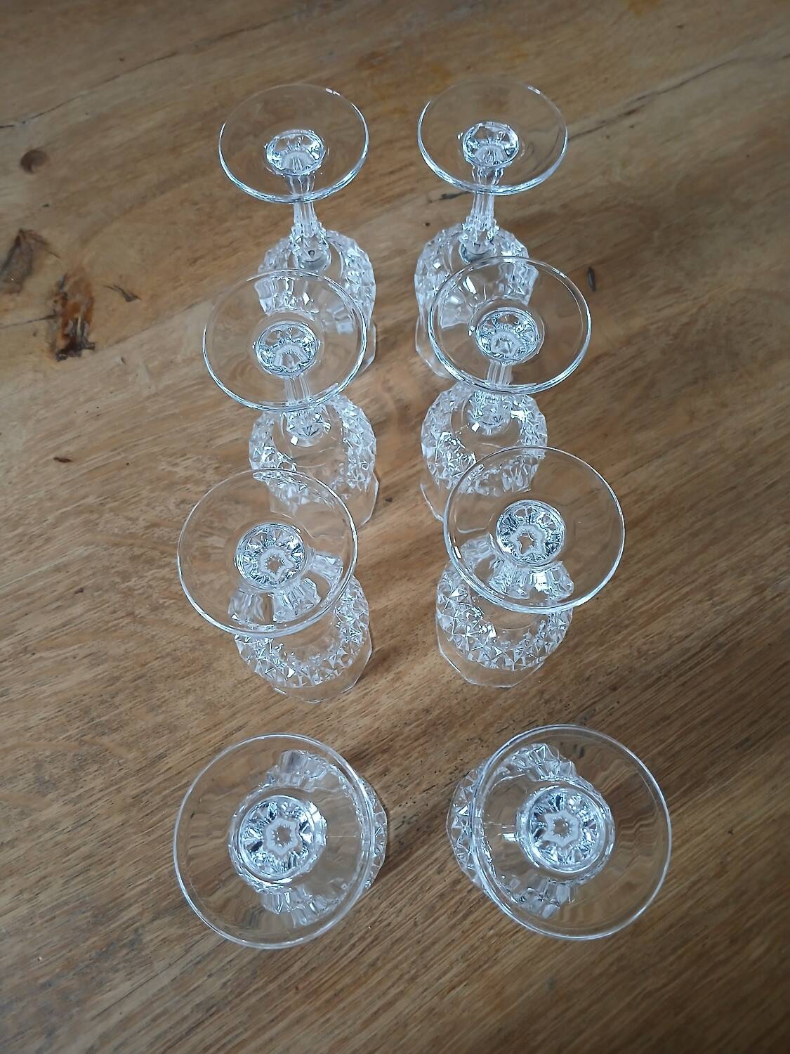 8 crystal stemmed glasses