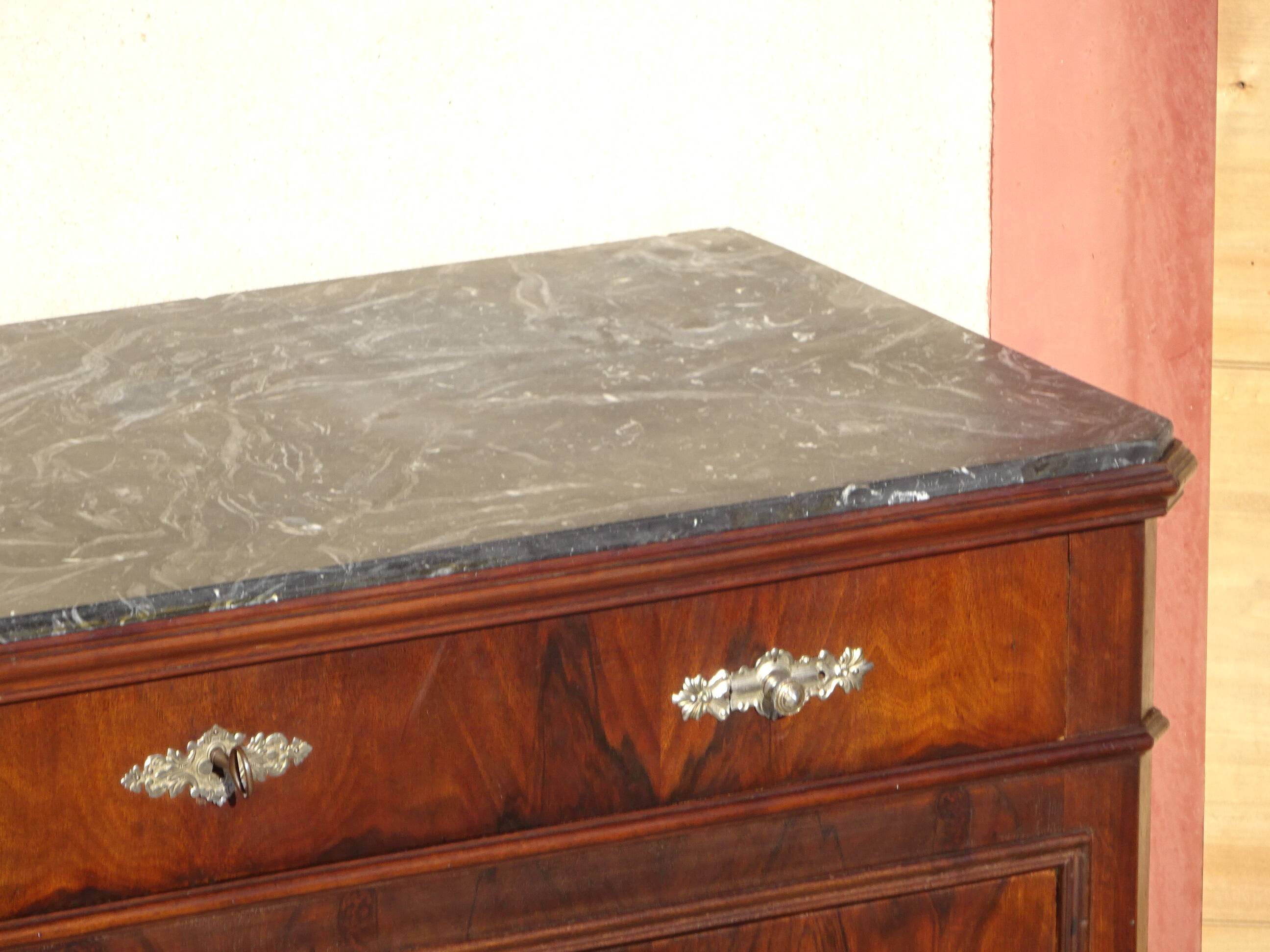 Walnut chest of drawers, black marble top