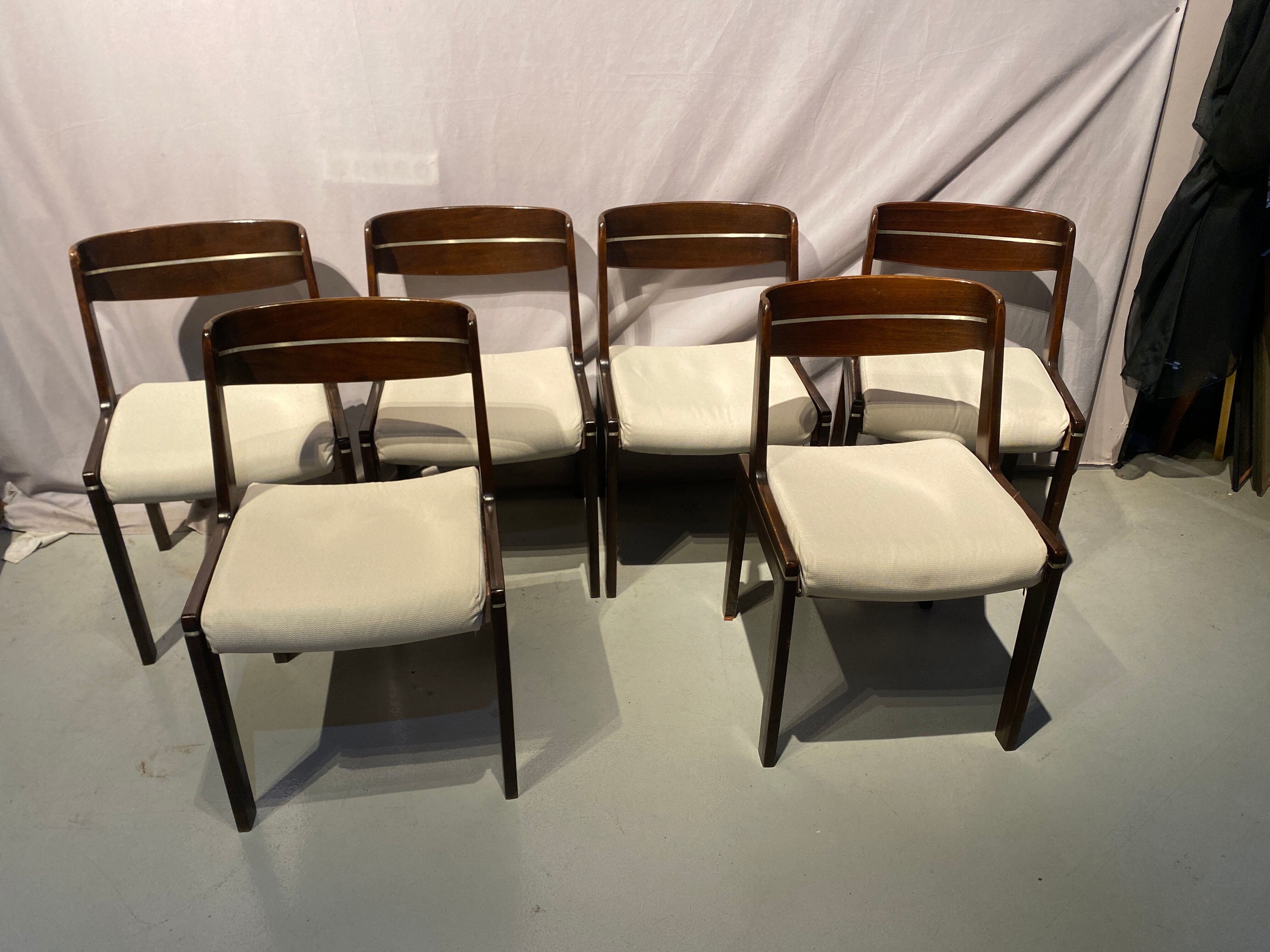 Set of 6 chairs