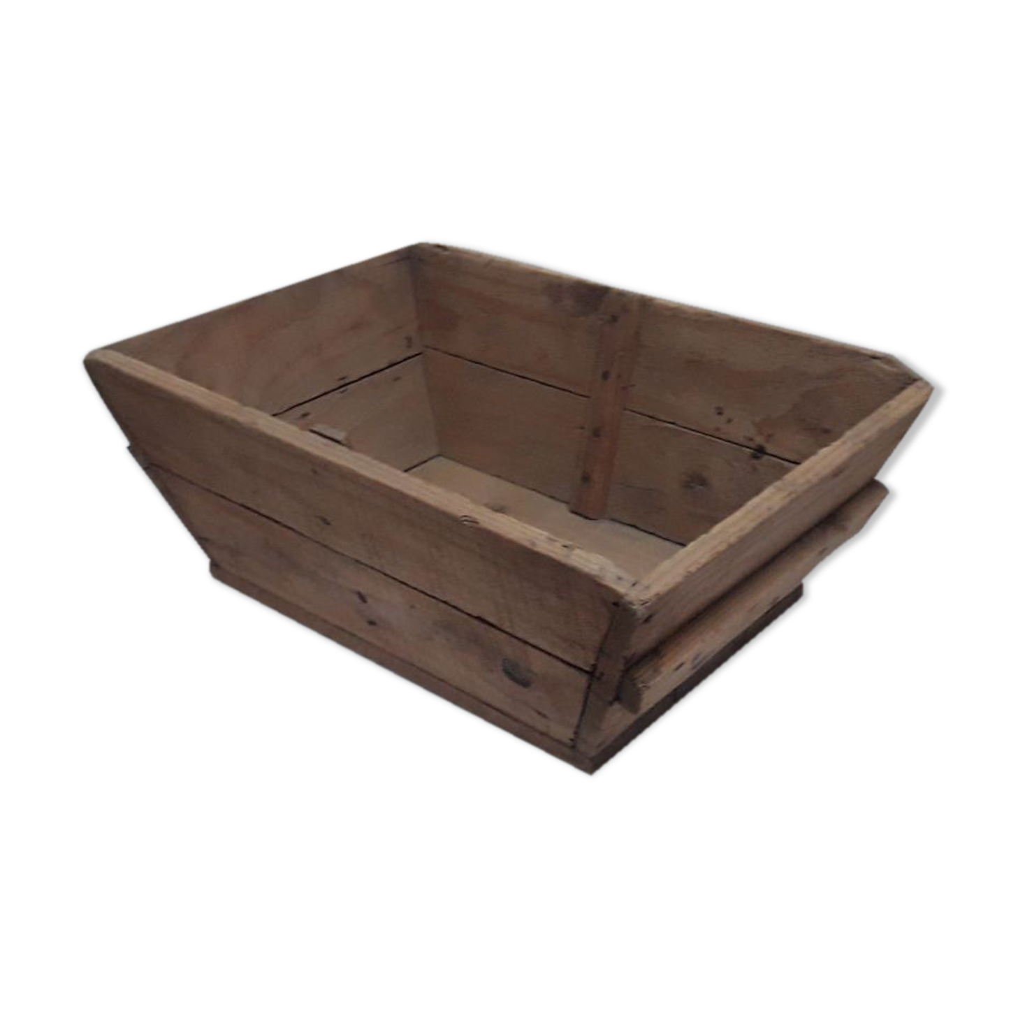 Wooden box trapezoidal