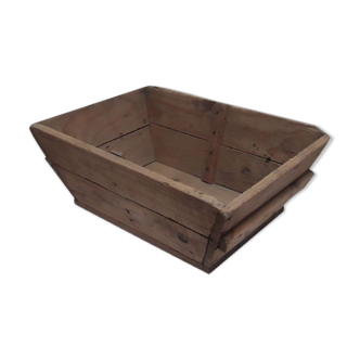 Wooden box trapezoidal