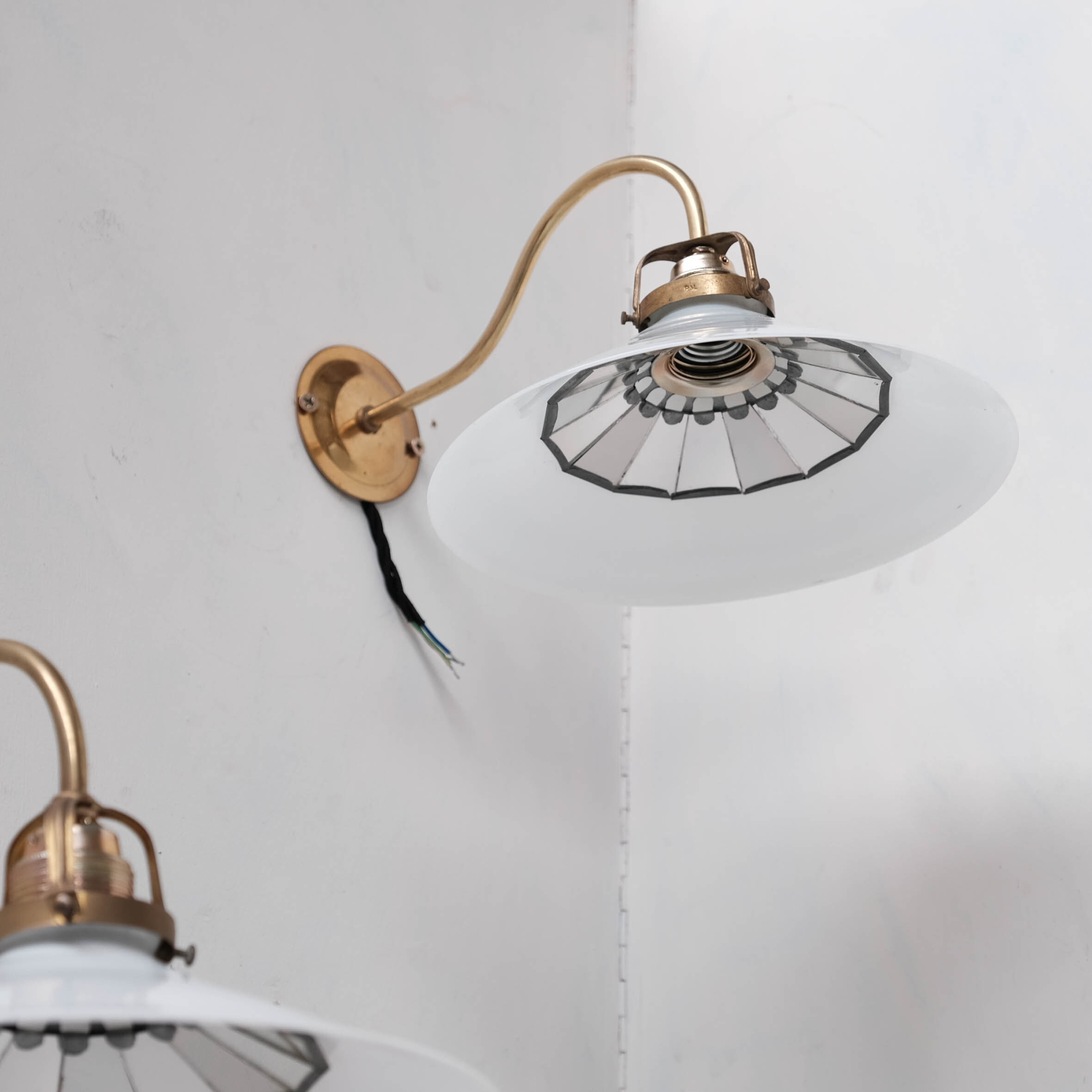 Opaline, brass and reflective glass wall light